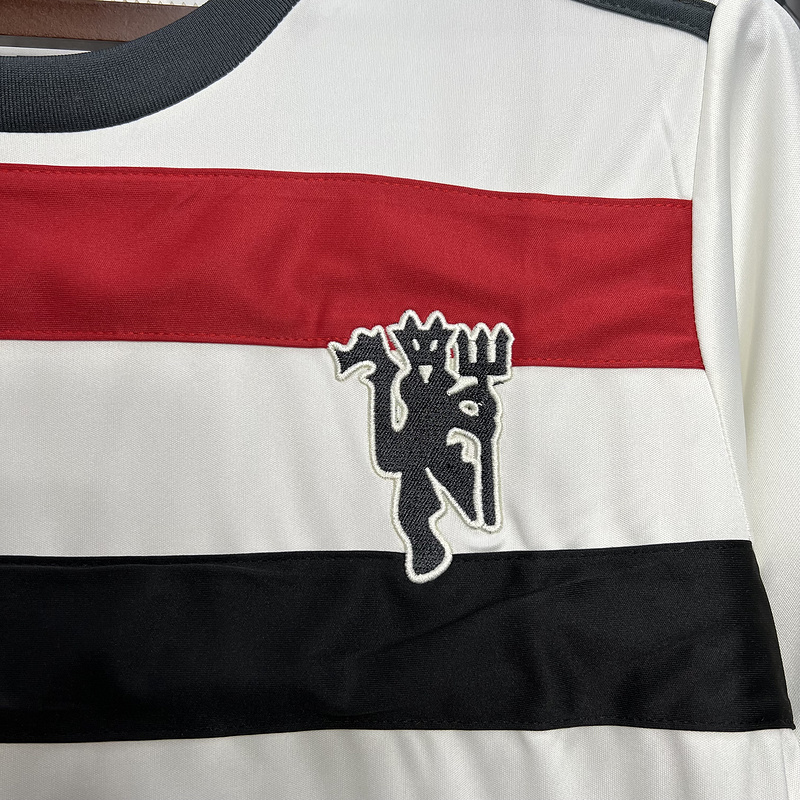 24-25 Man united third away white soccer jersey