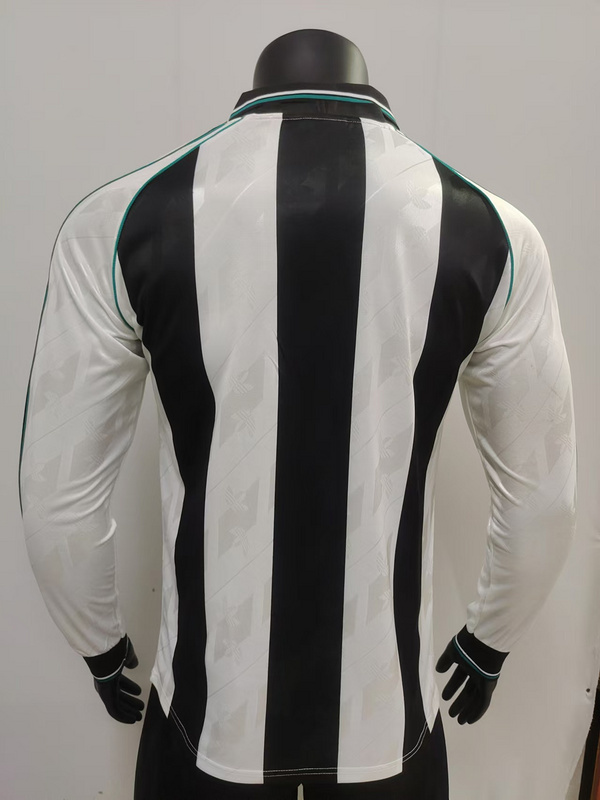 24-25 Newcastle Retro Model Long Sleeve Player version jersey