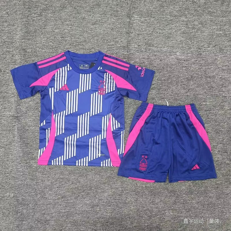 24-25 Nottingham Forest Away Kids kit
