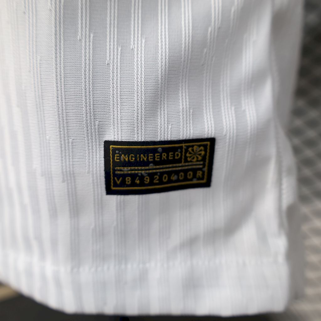 25-26 Tottenham Hotspur White Gold Snake Edition Jersey Player Version