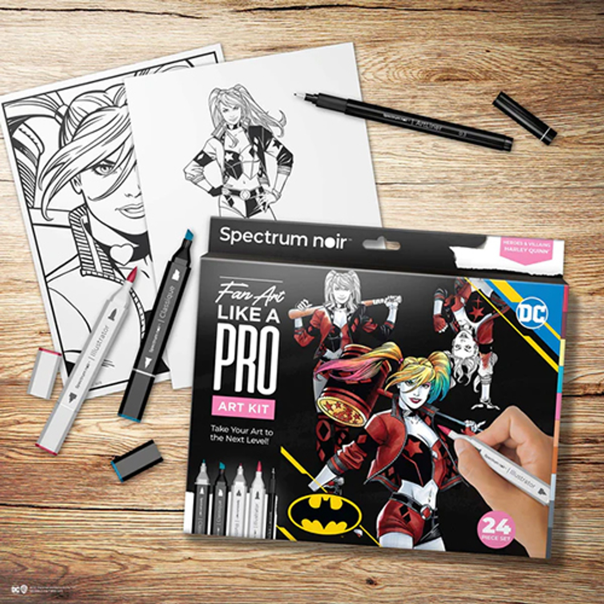 Harley Quinn Heroes & Villains Pro Fan Art Colouring Kit (1)