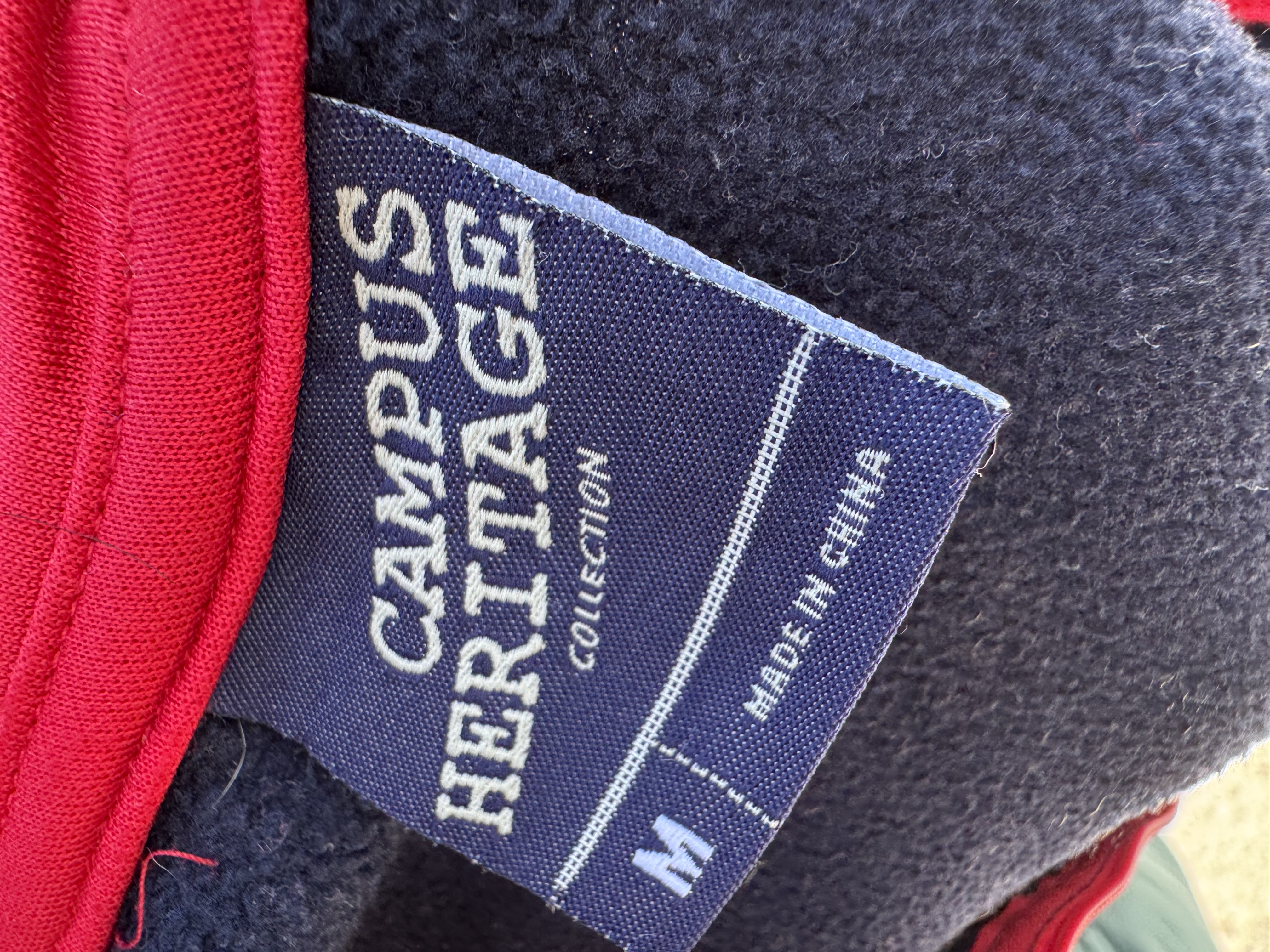 SUDADERA UCONN SIZE M