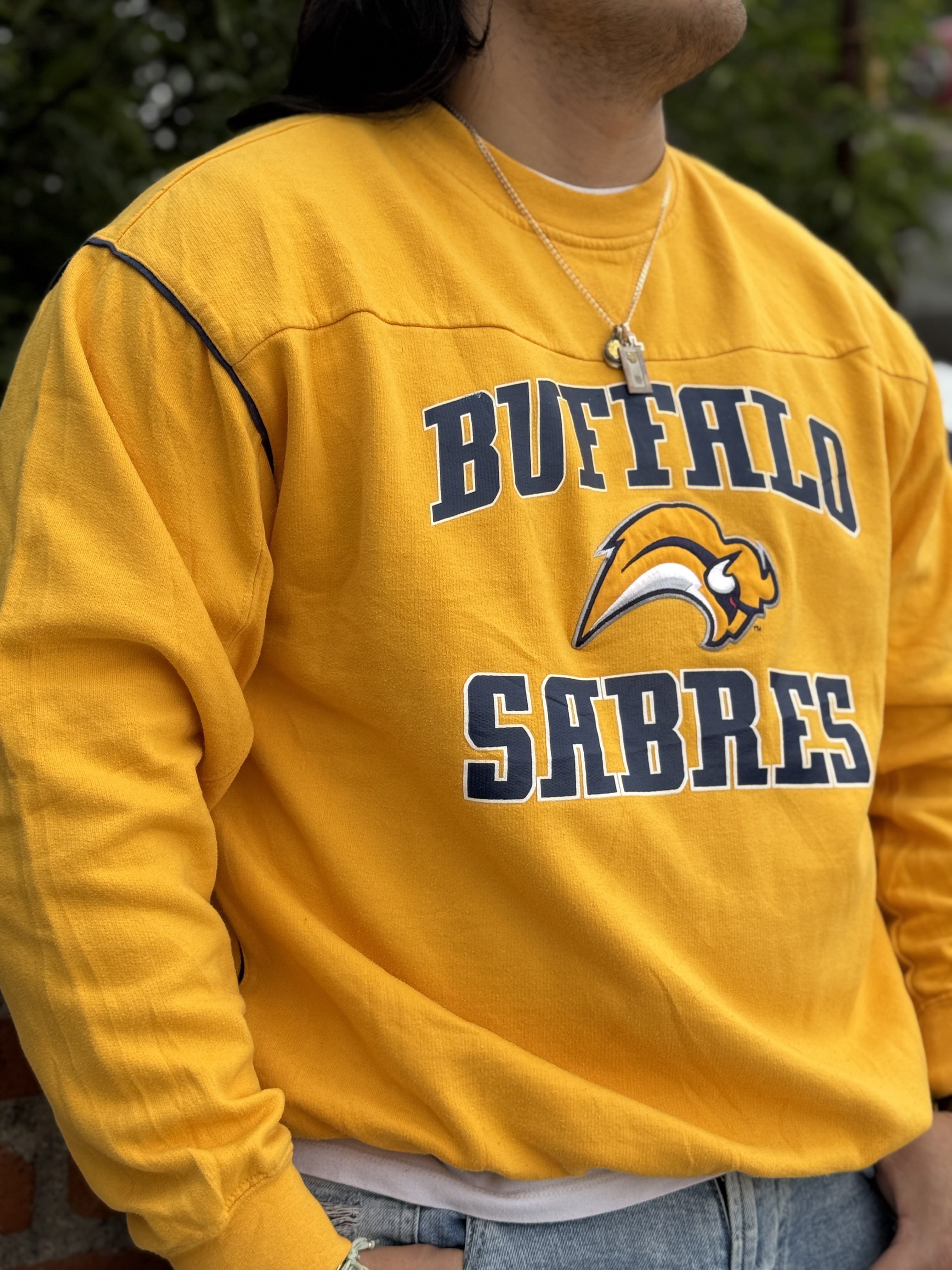 CREWNECK BUFFALO SABRES
