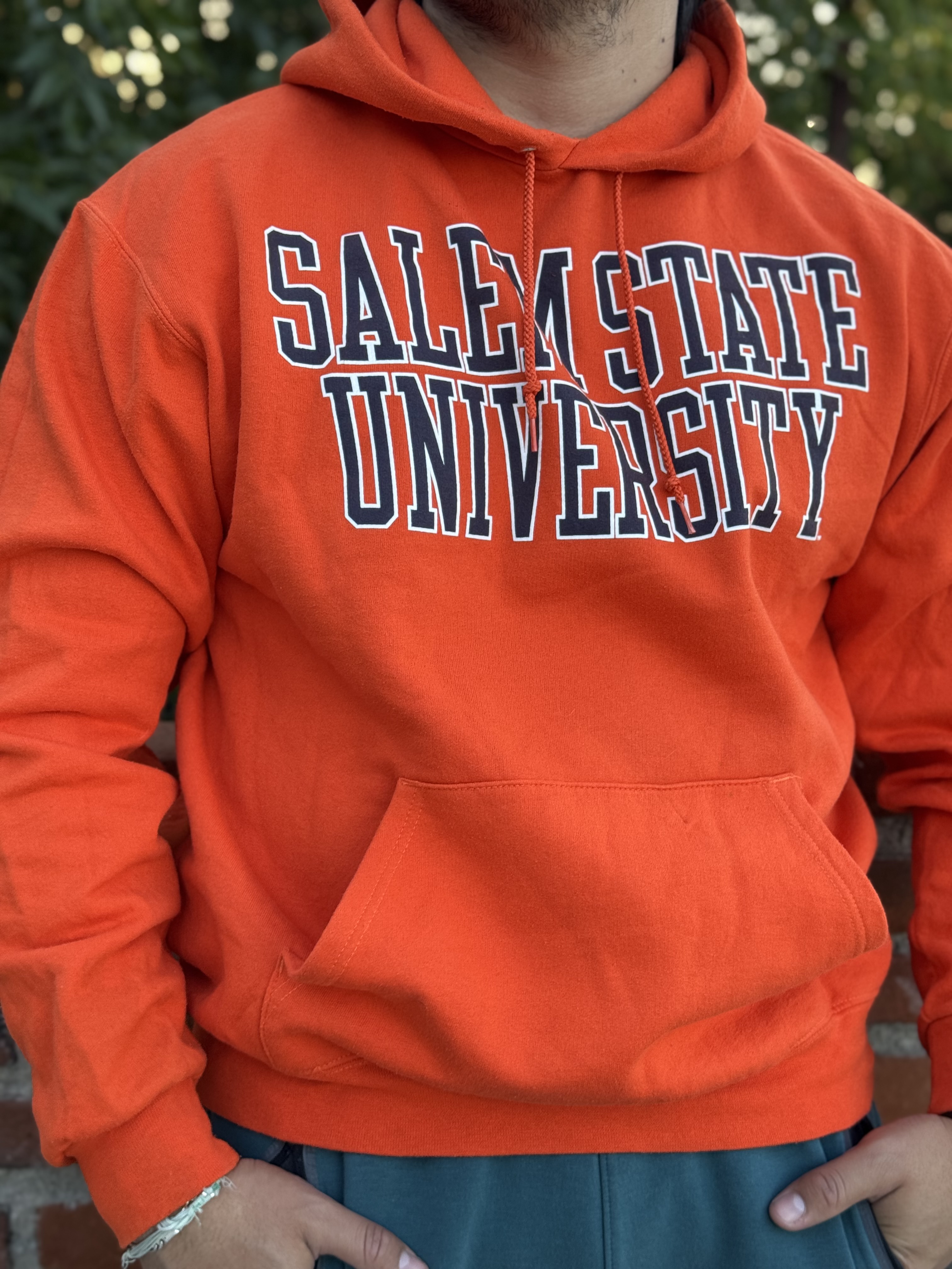 SUDADERA SALEM STATE