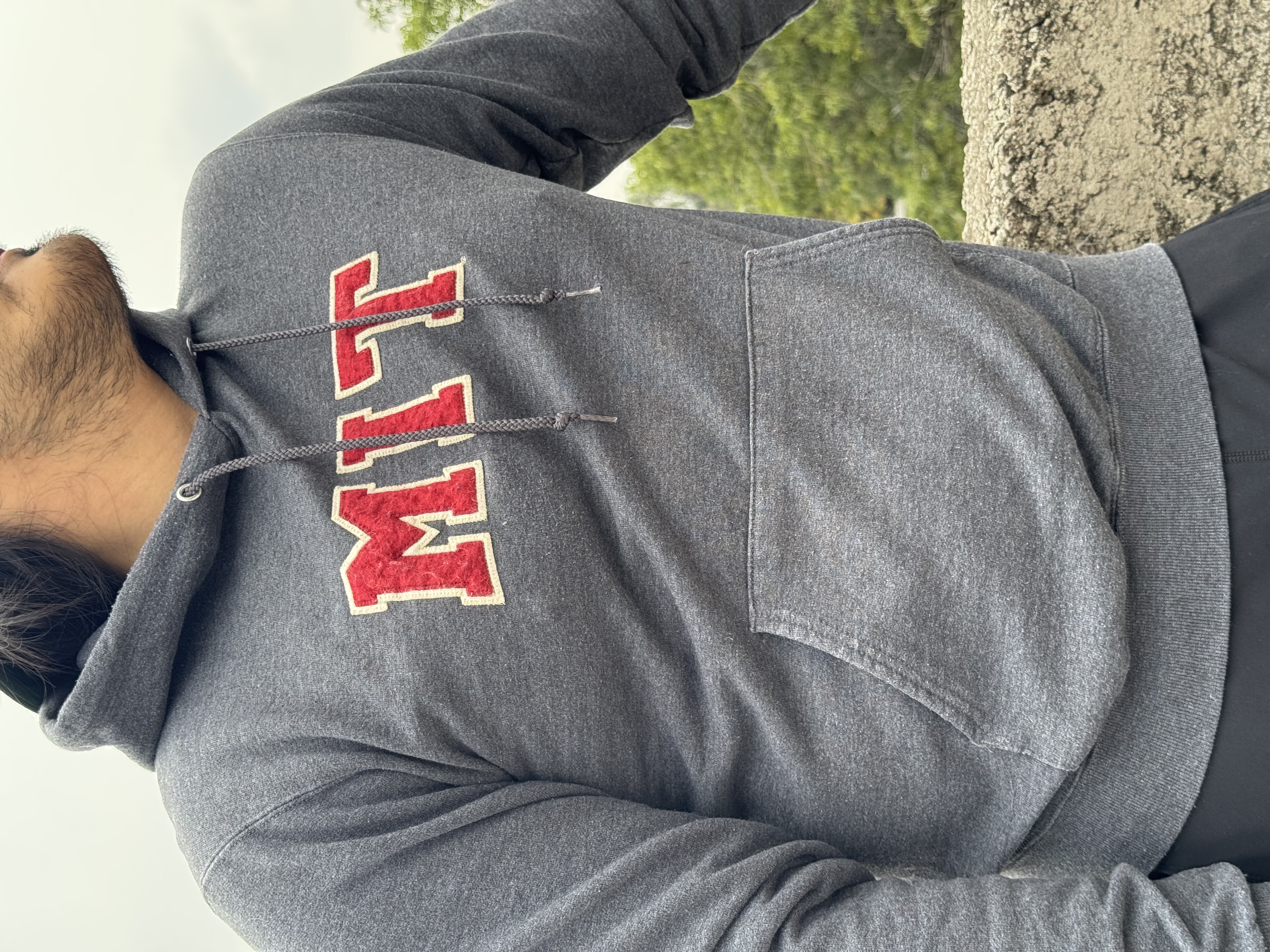 SUDADERA MIT