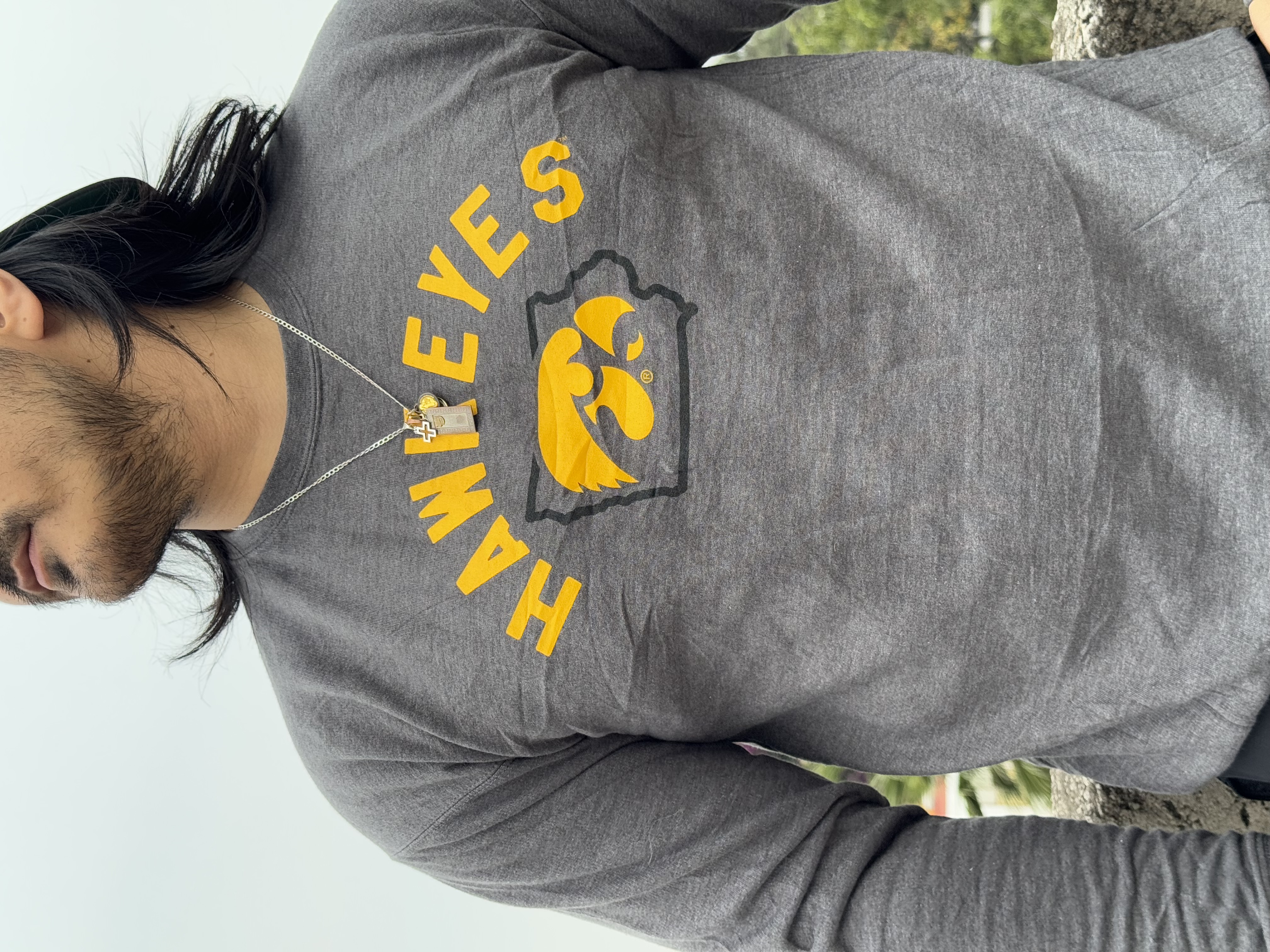 CREWNECK IOWA HAWKEYES
