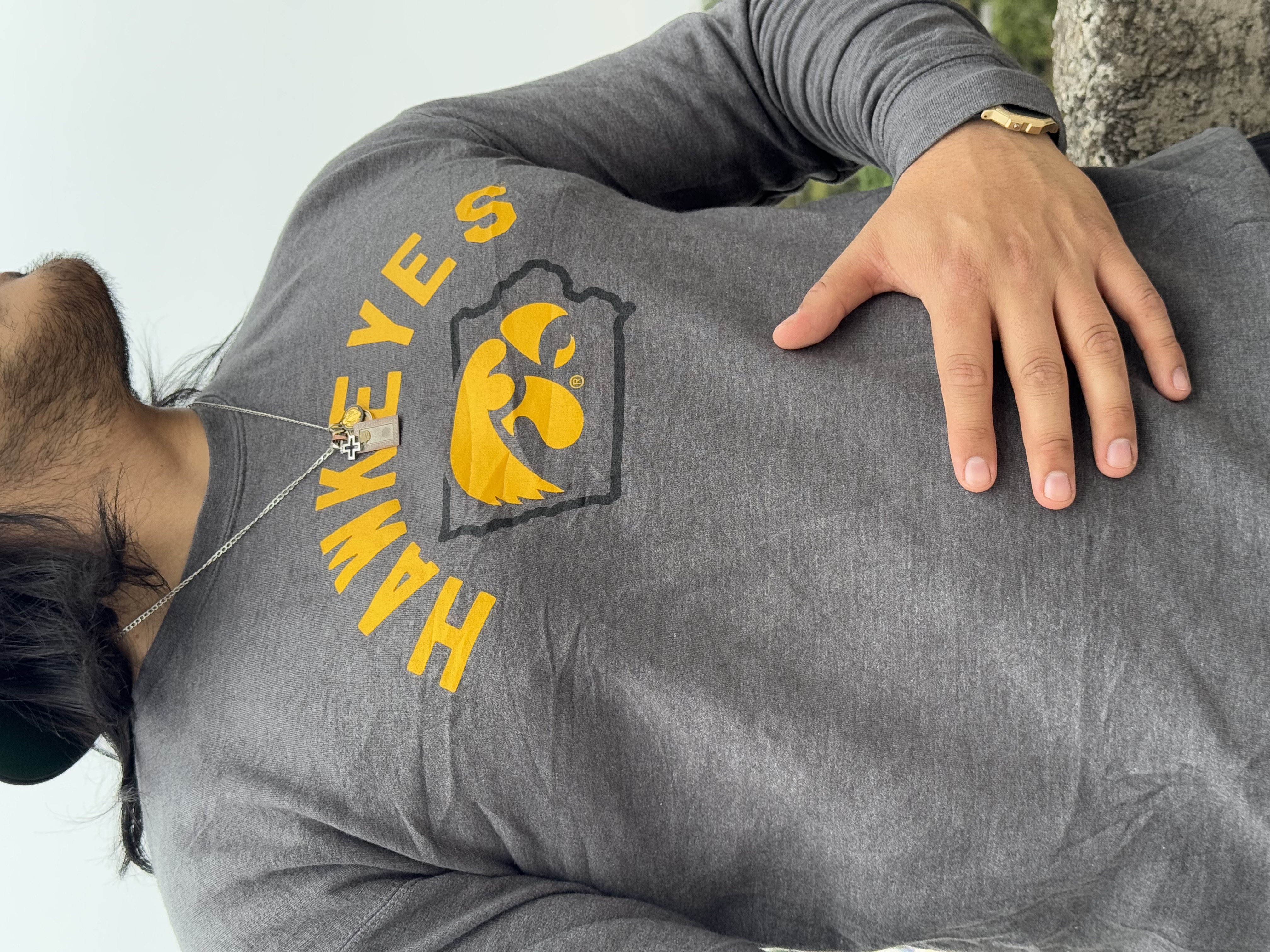CREWNECK IOWA HAWKEYES