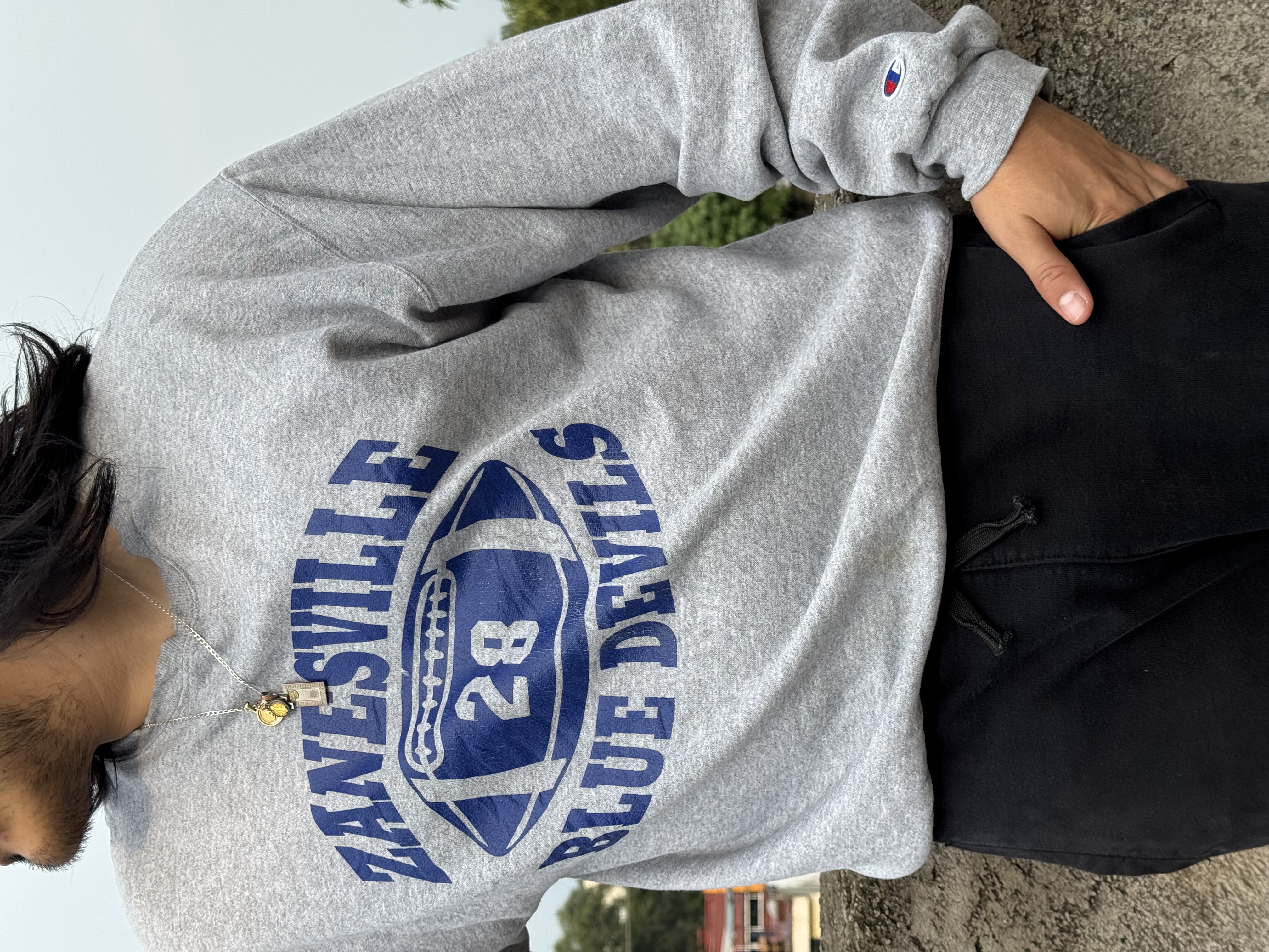 CREWNECK ZANESVILLE