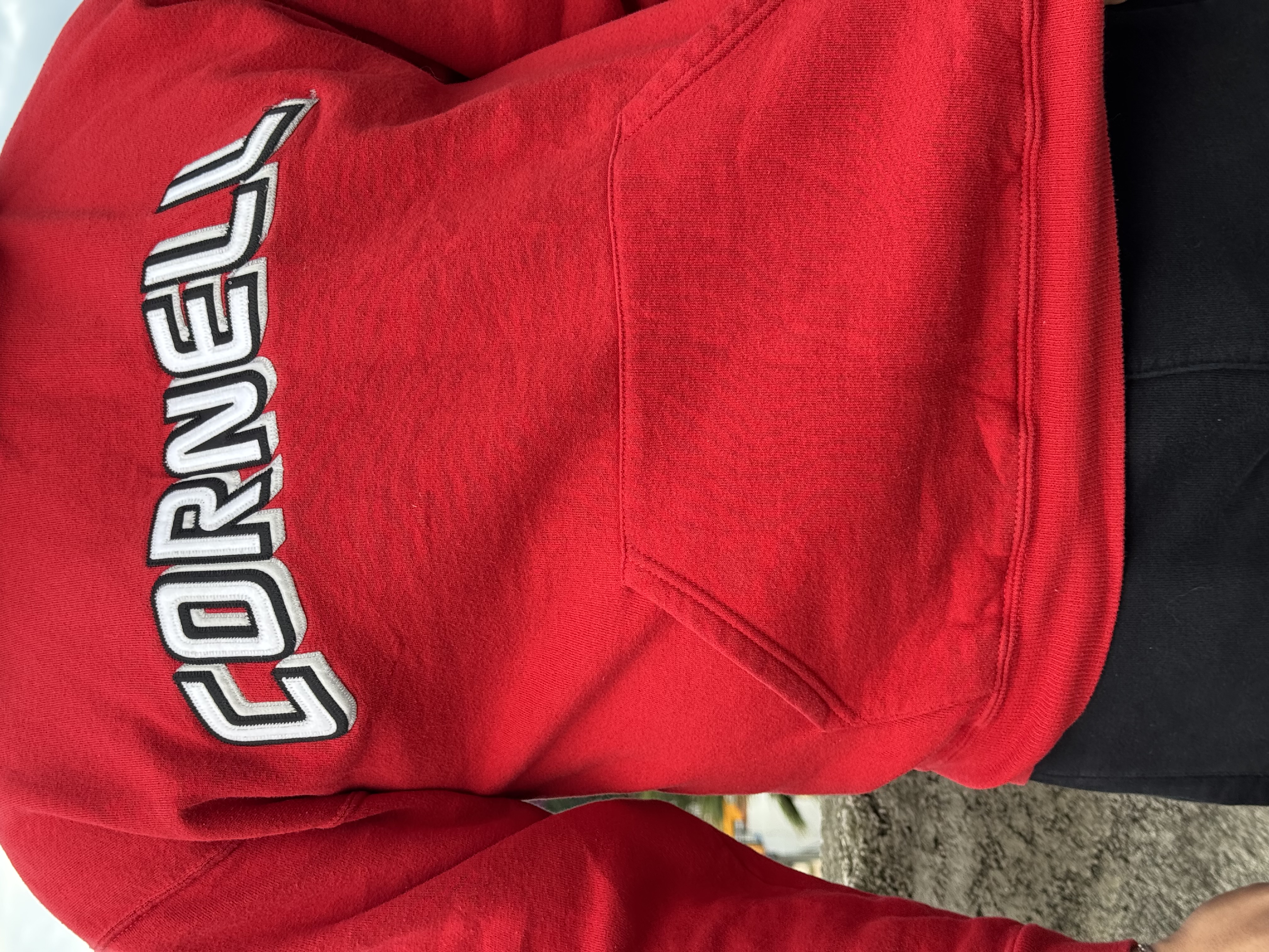 SUDADERA CORNELL