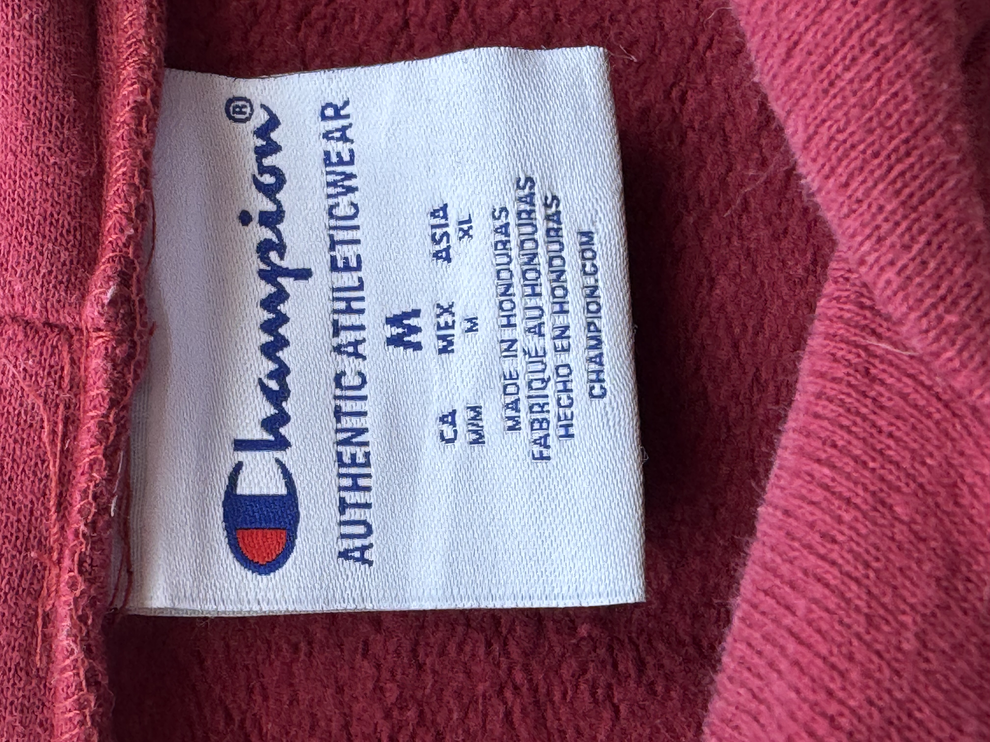 SUDADERA UMASS