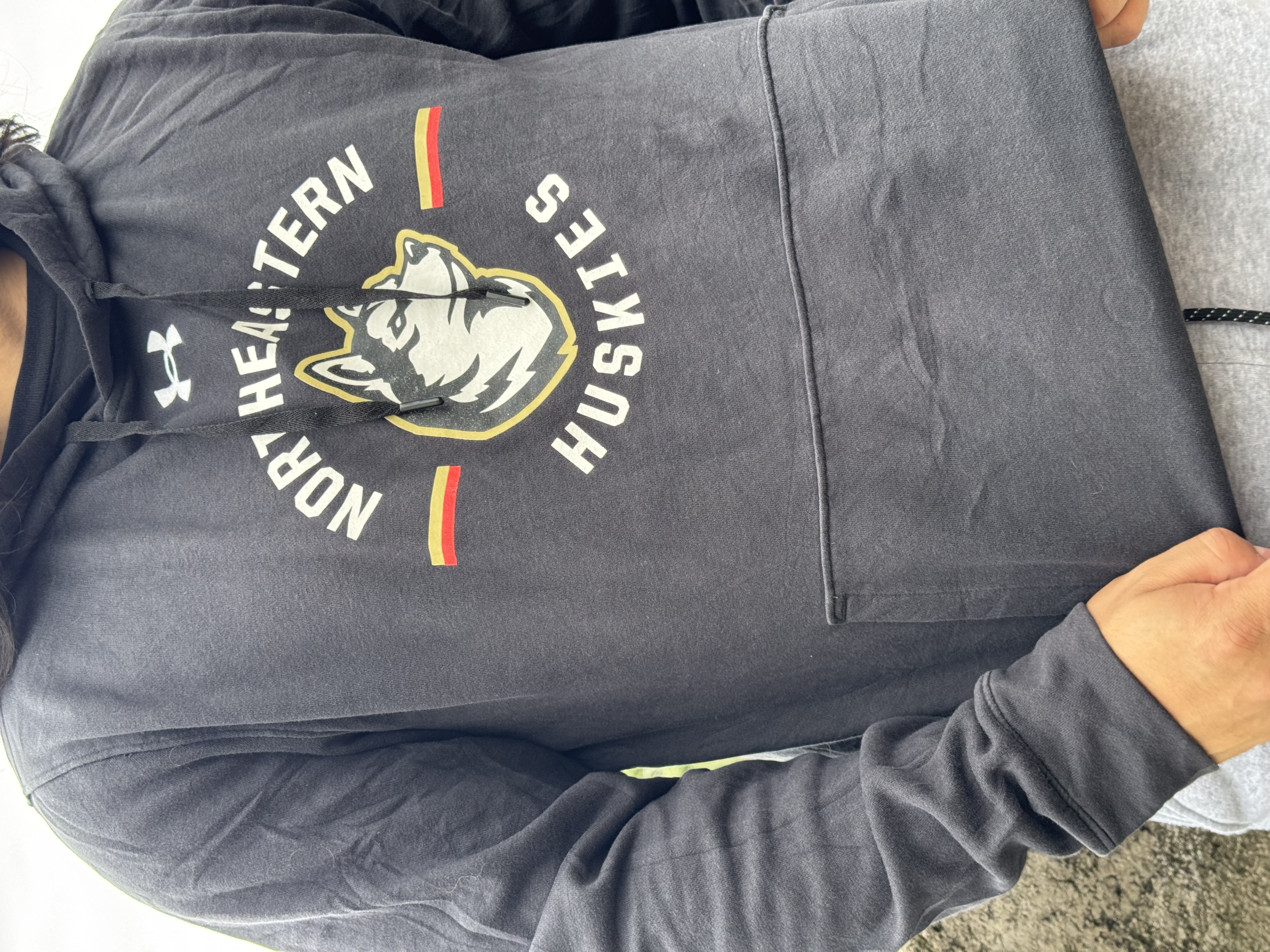 SUDADERA NORTHEASTERN HUSKIES