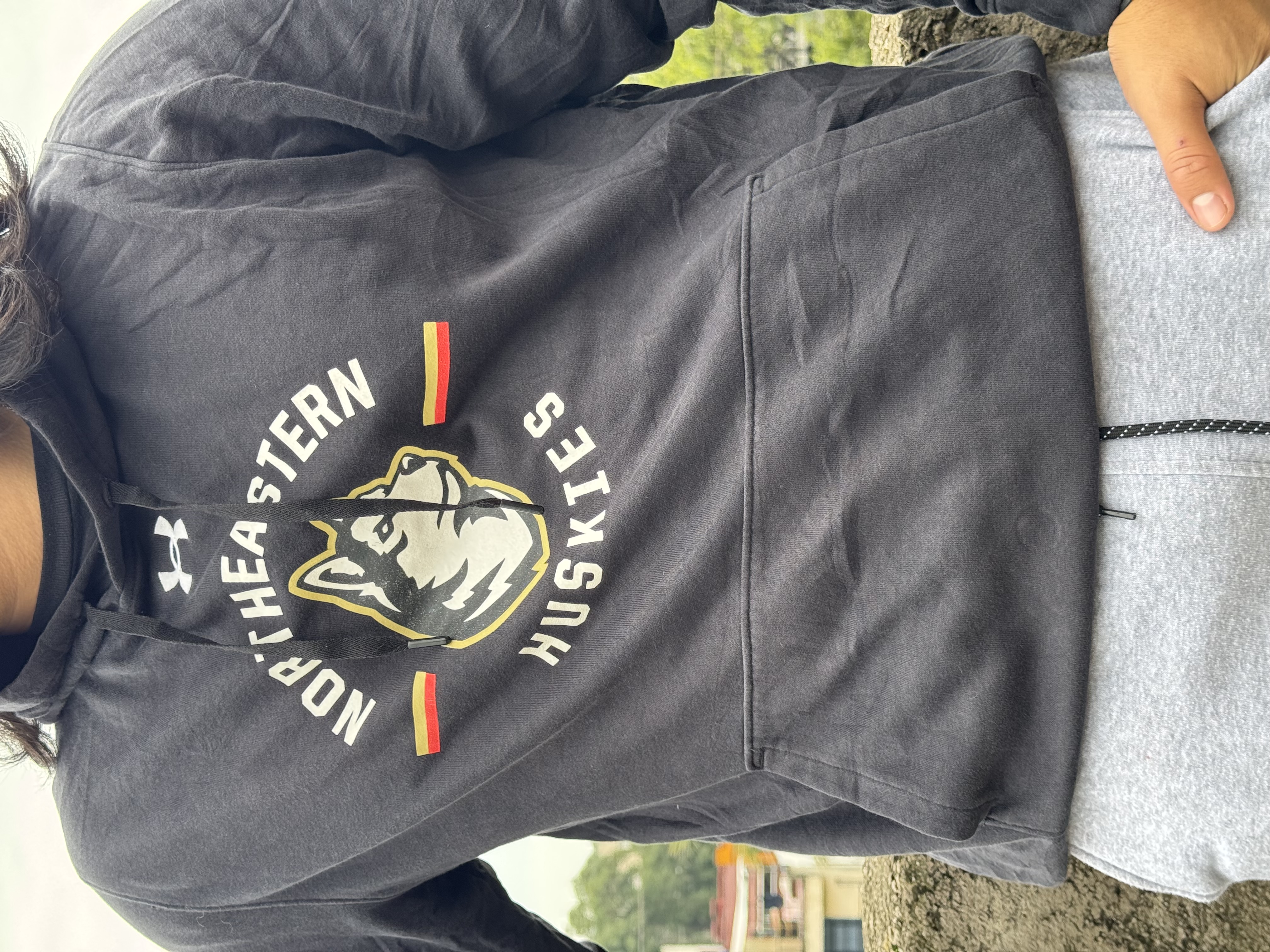 SUDADERA NORTHEASTERN HUSKIES