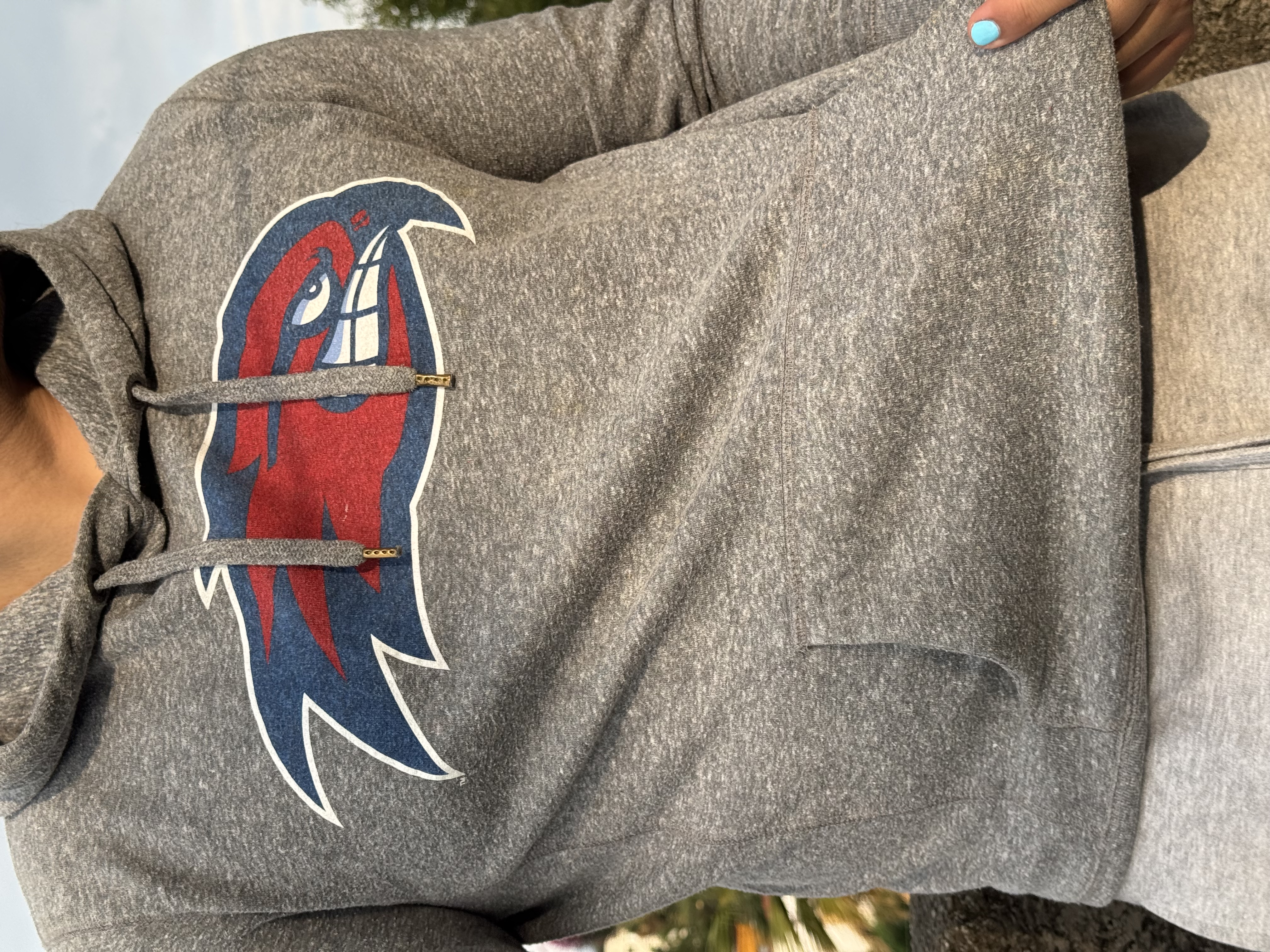 SUDADERA UMASS LOWEL