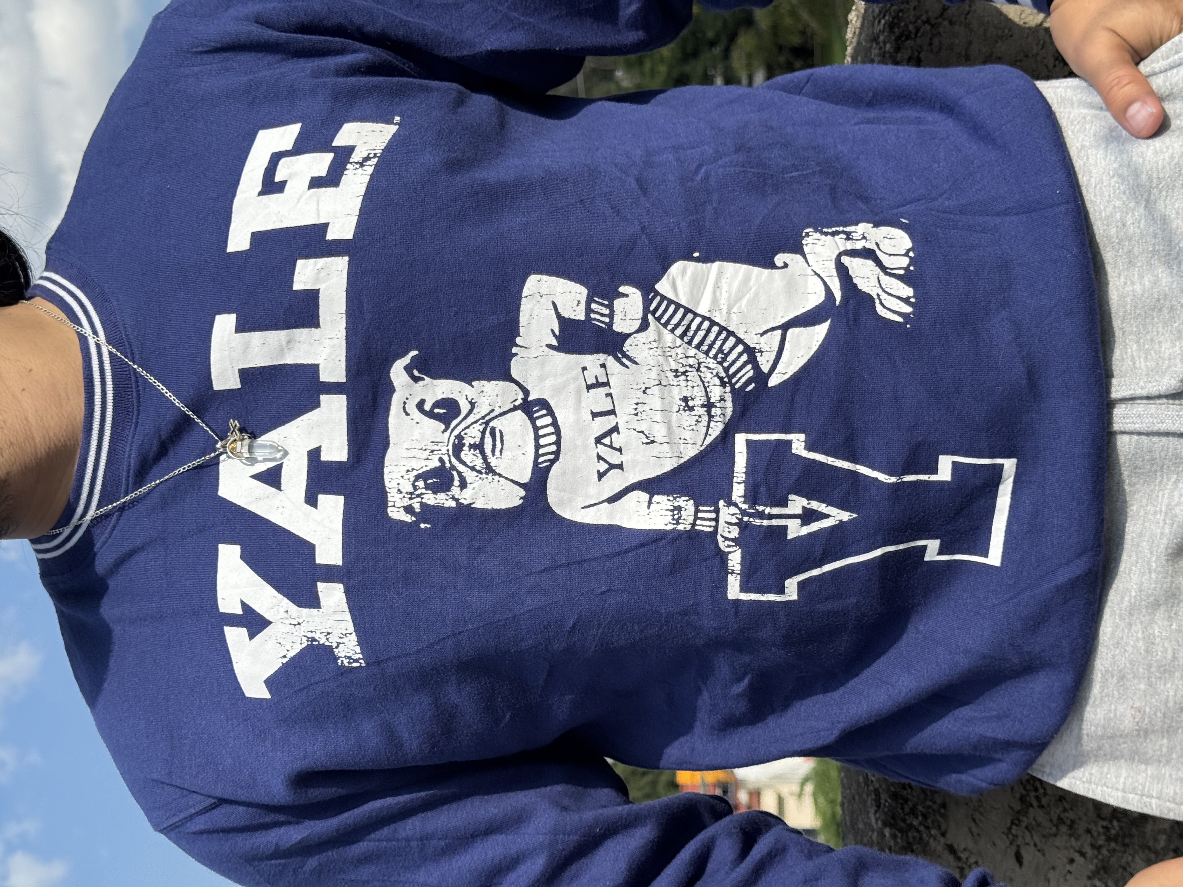 CREWNECK YALE