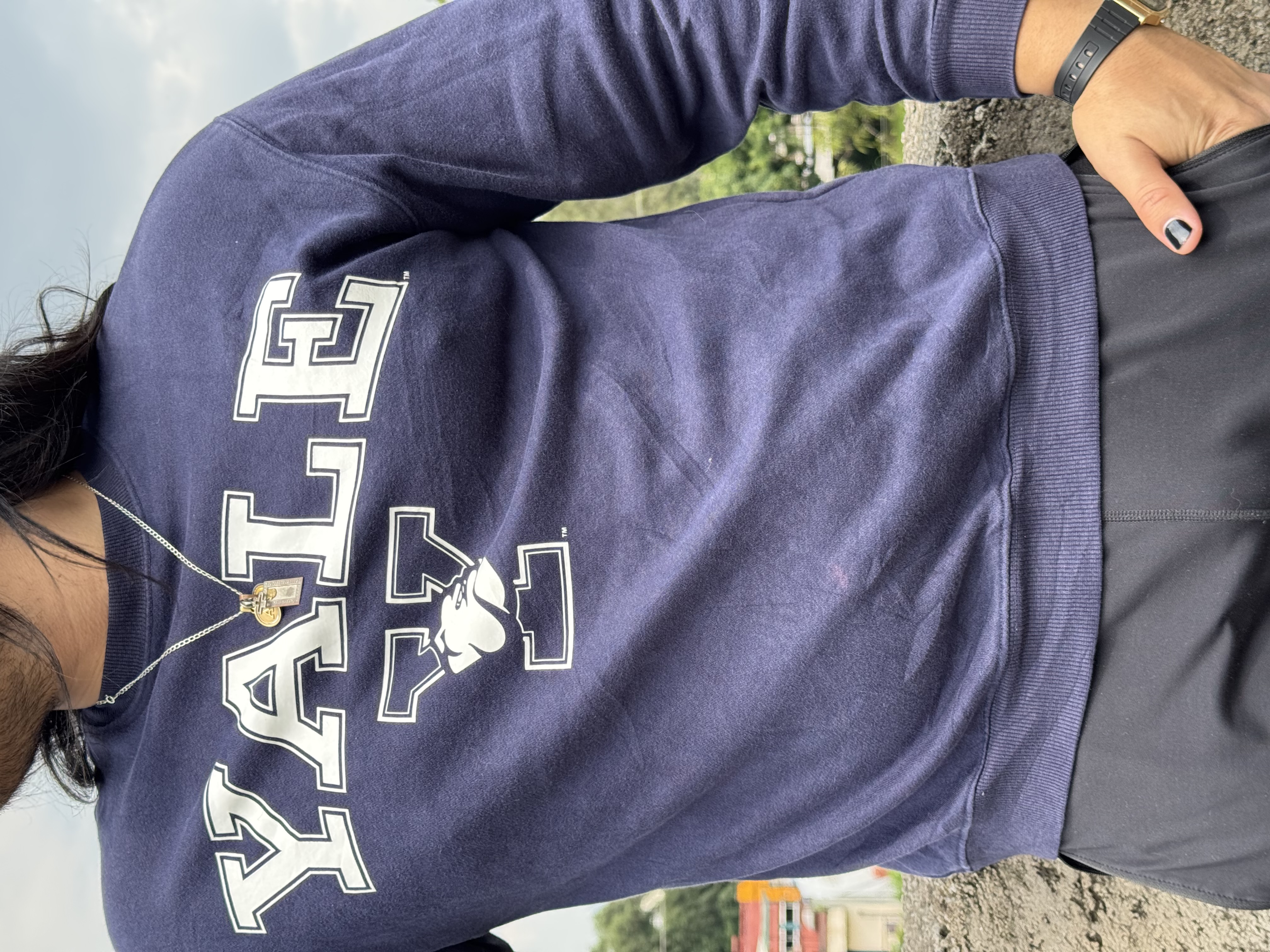CREWNECK YALE