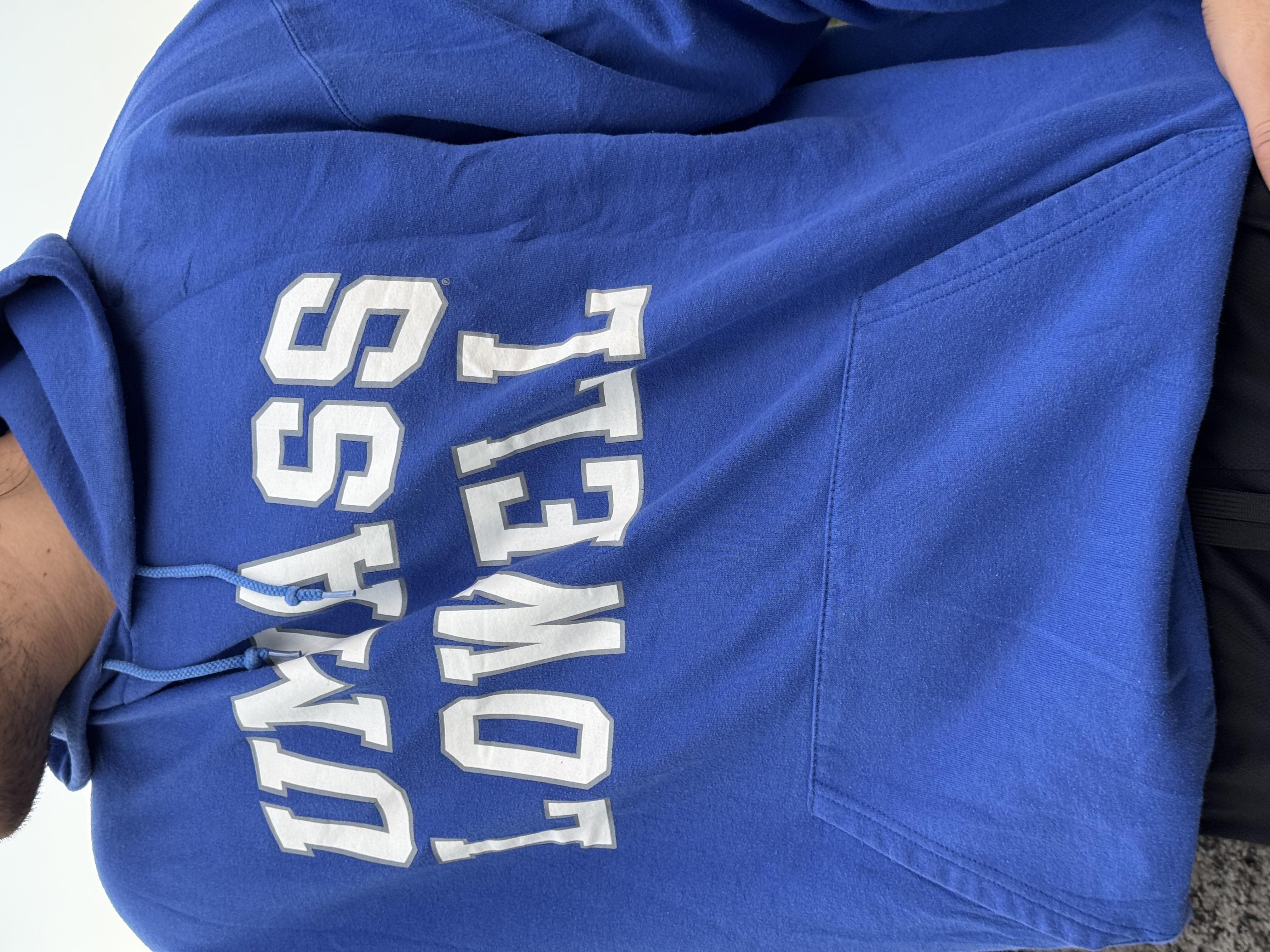 SUDADERA UMASS LOWELL