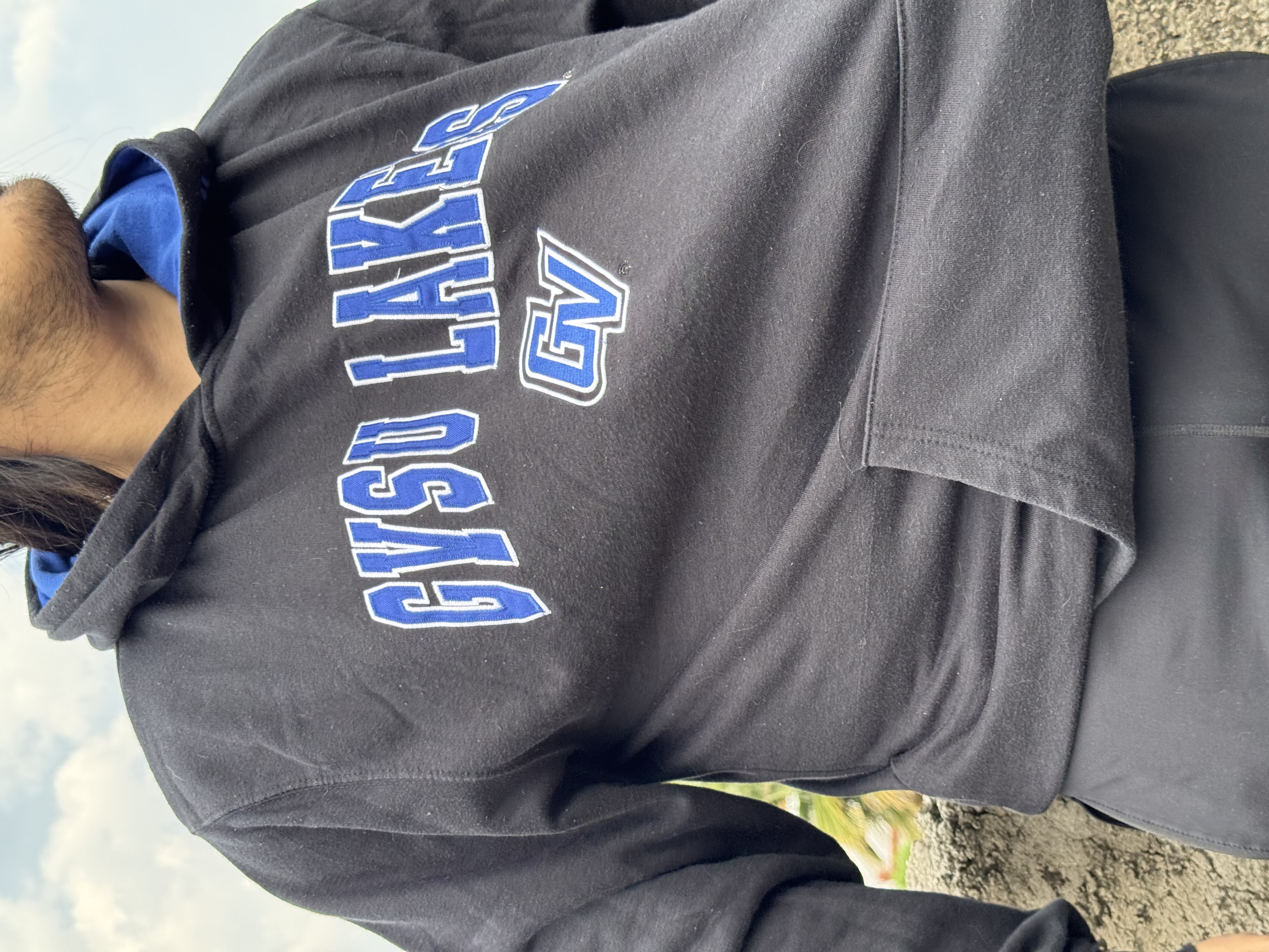 SUDADERA GVSU