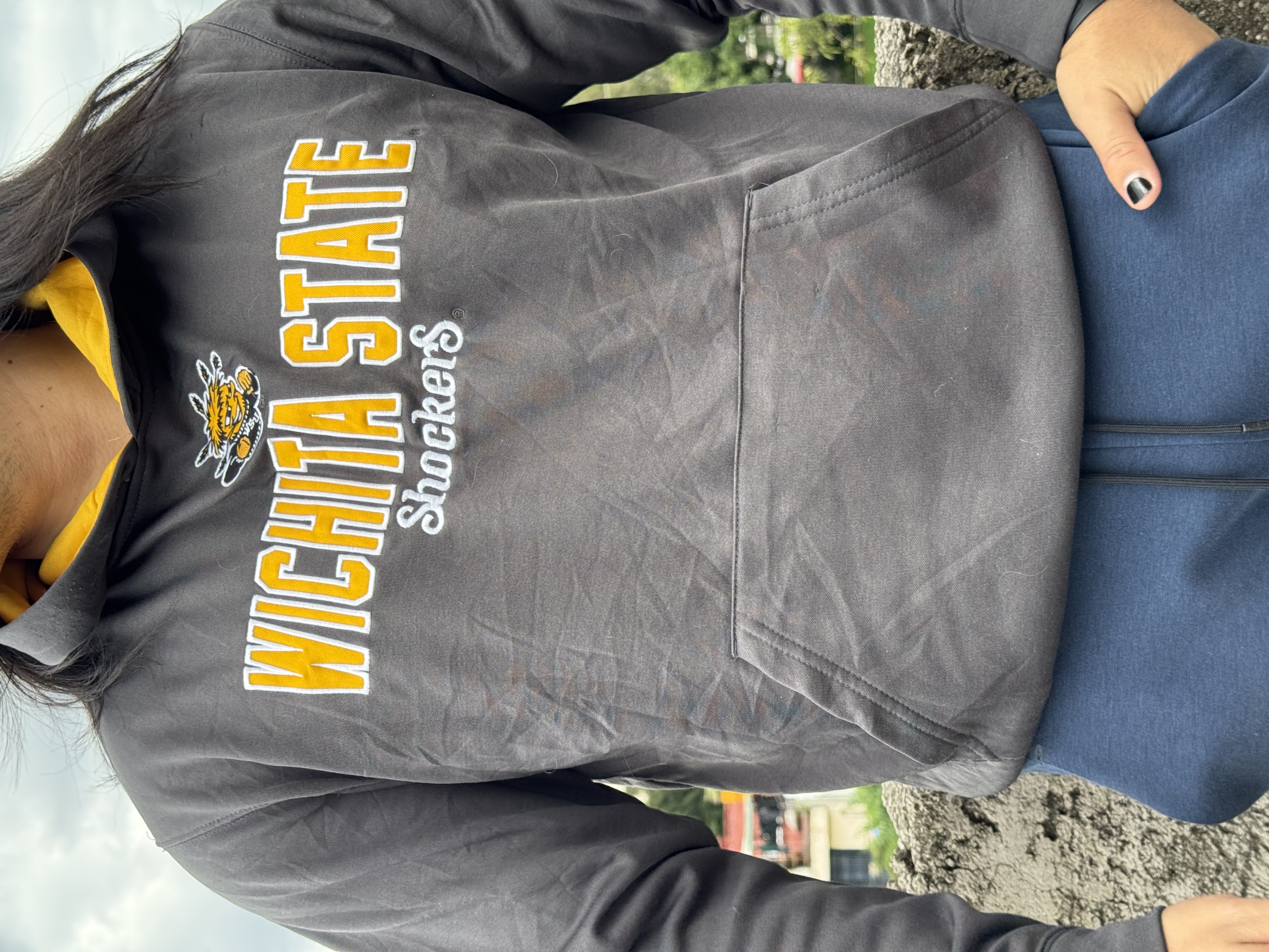 SUDADERA WICHITA STATE