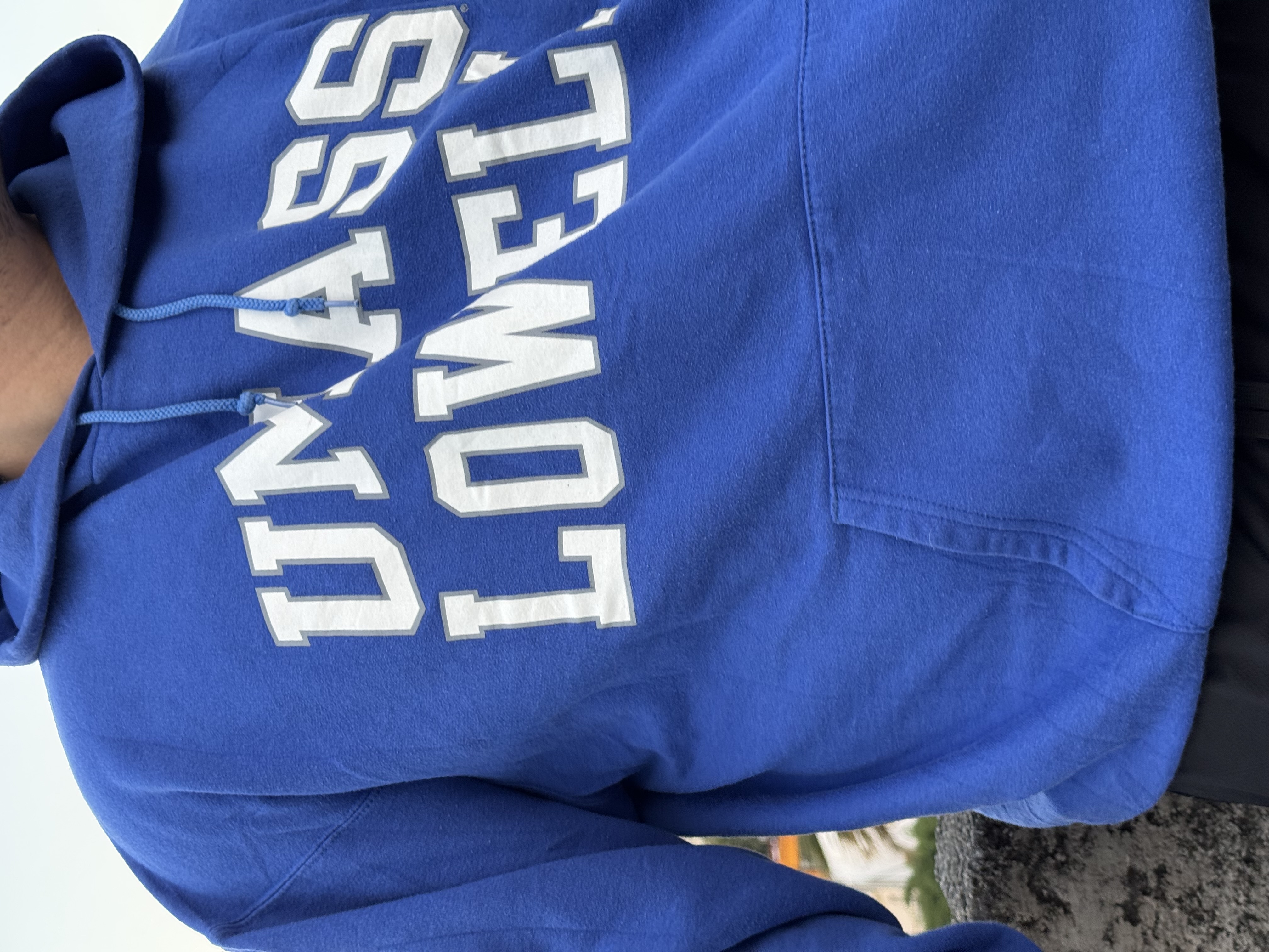 SUDADERA UMASS LOWELL