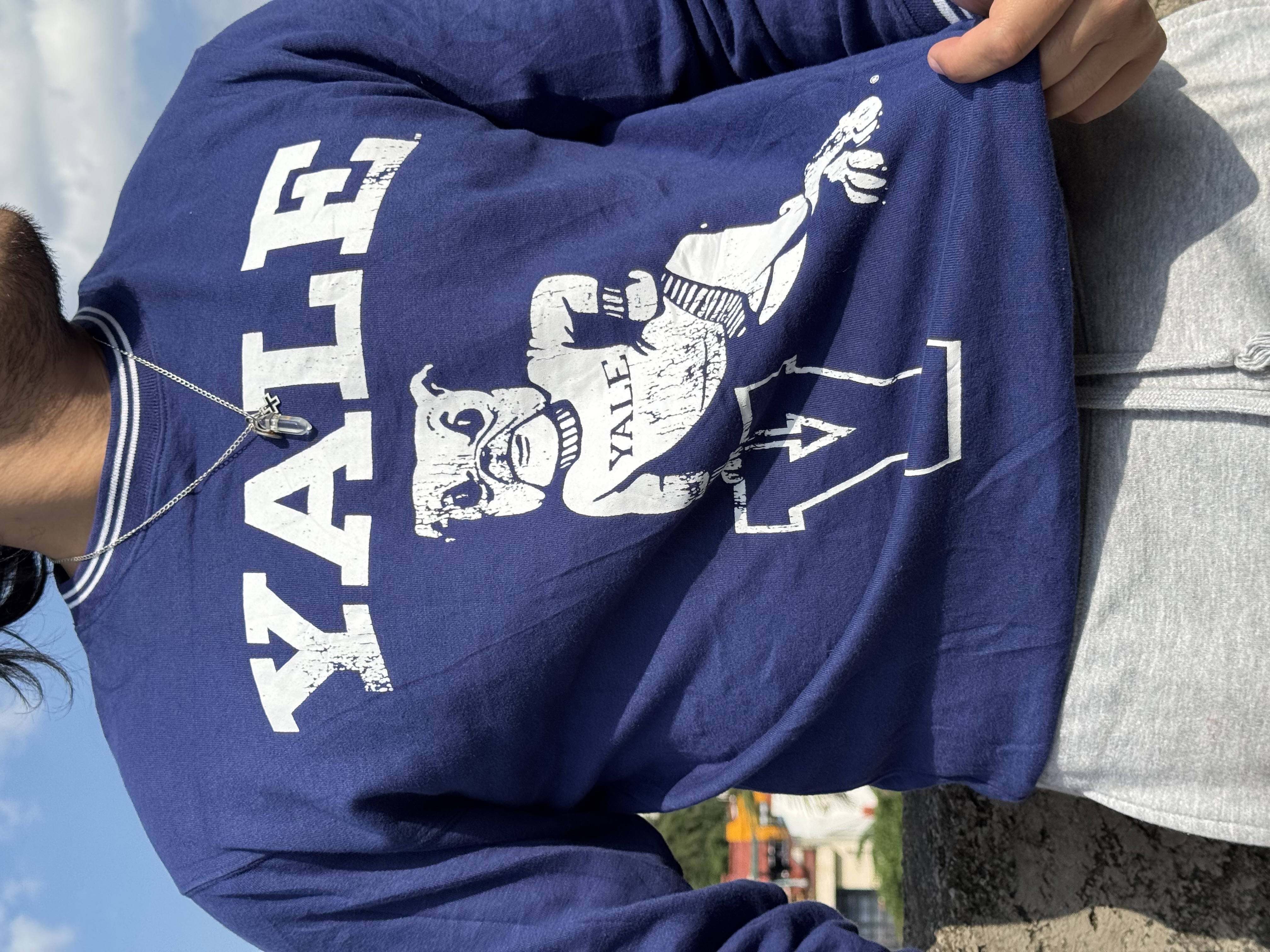 CREWNECK YALE