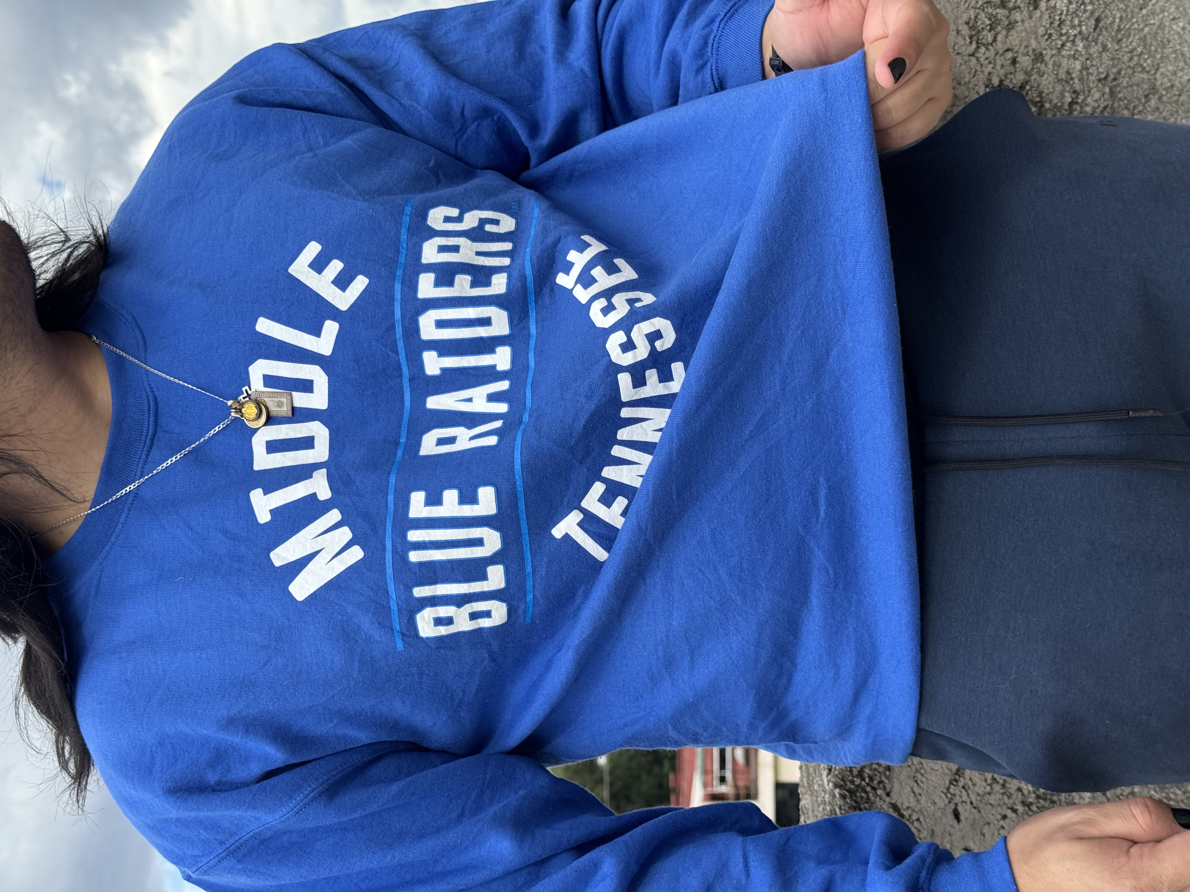 CREWNECK MIDDLE TENNESSEE