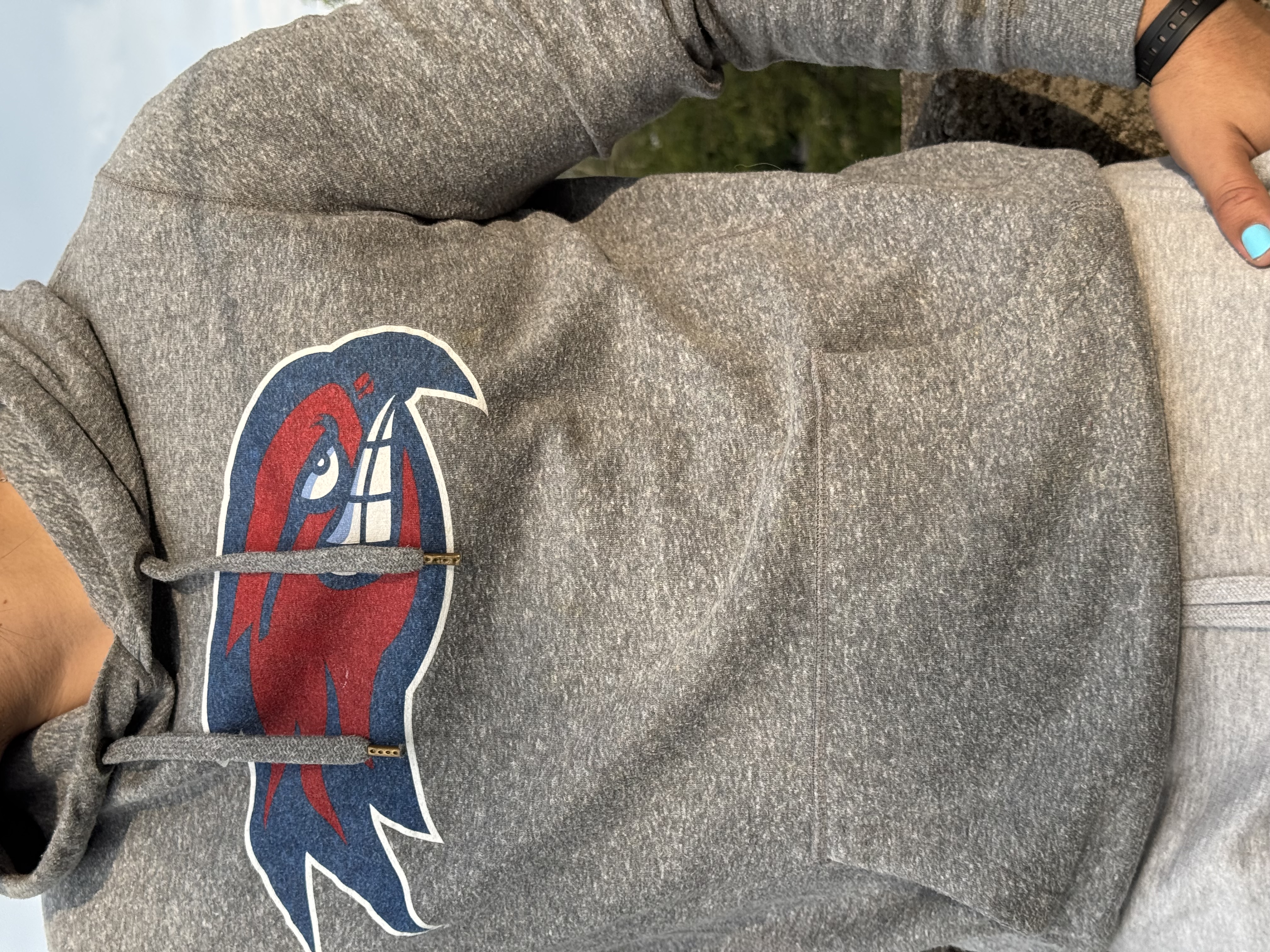 SUDADERA UMASS LOWEL