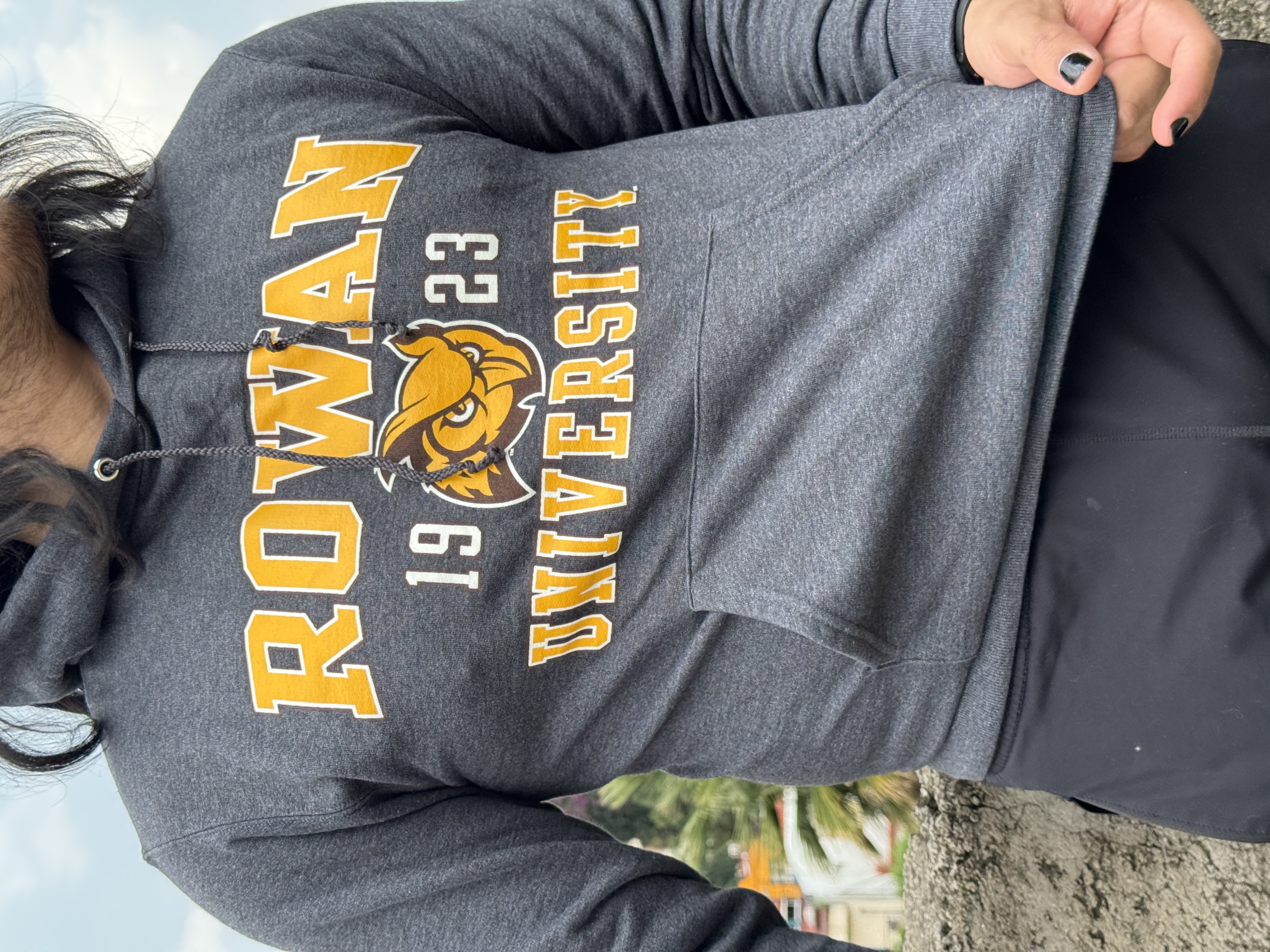 SUDADERA ROWAN UNIVERSITY
