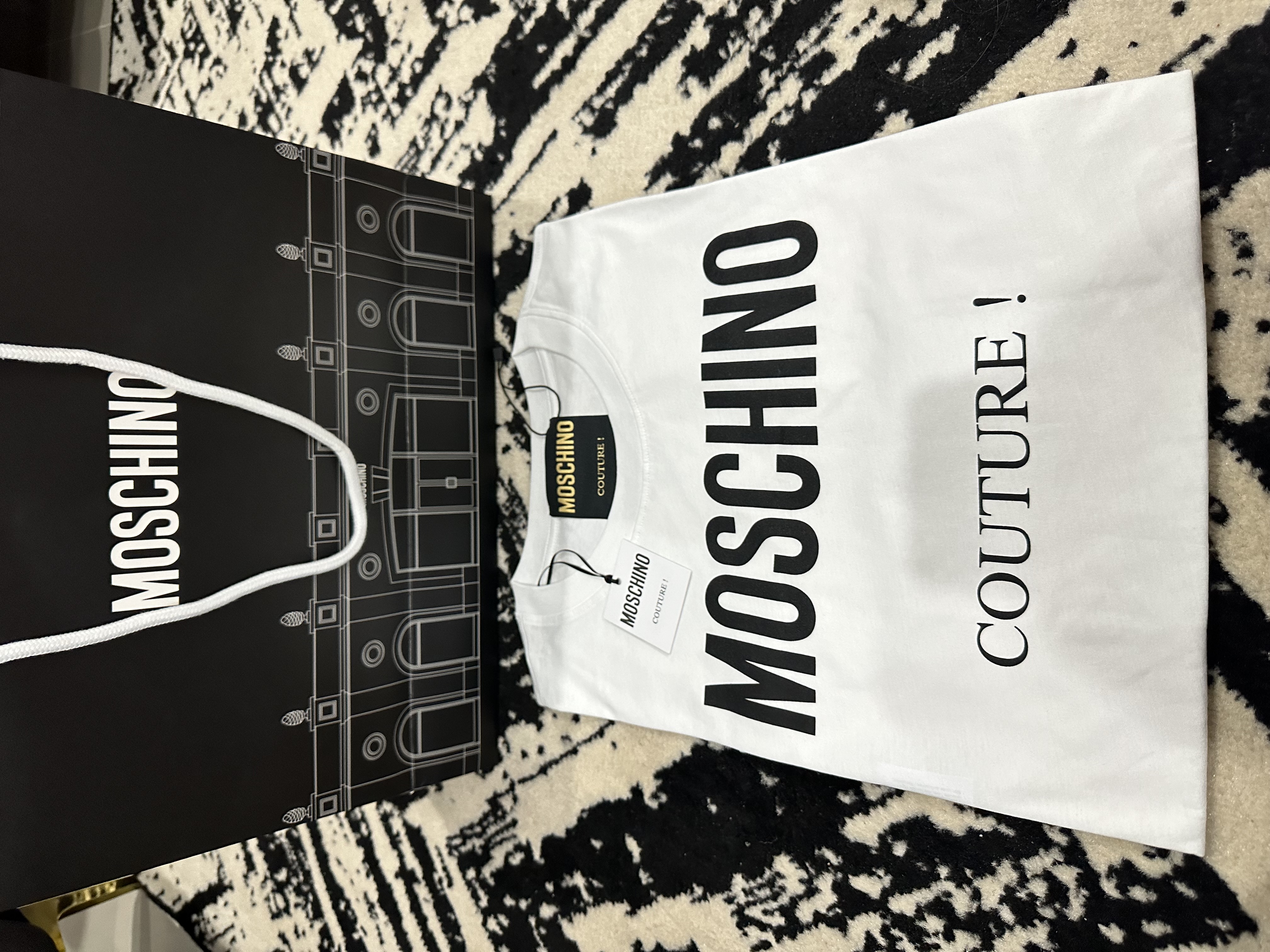 Playera Moschino Couture