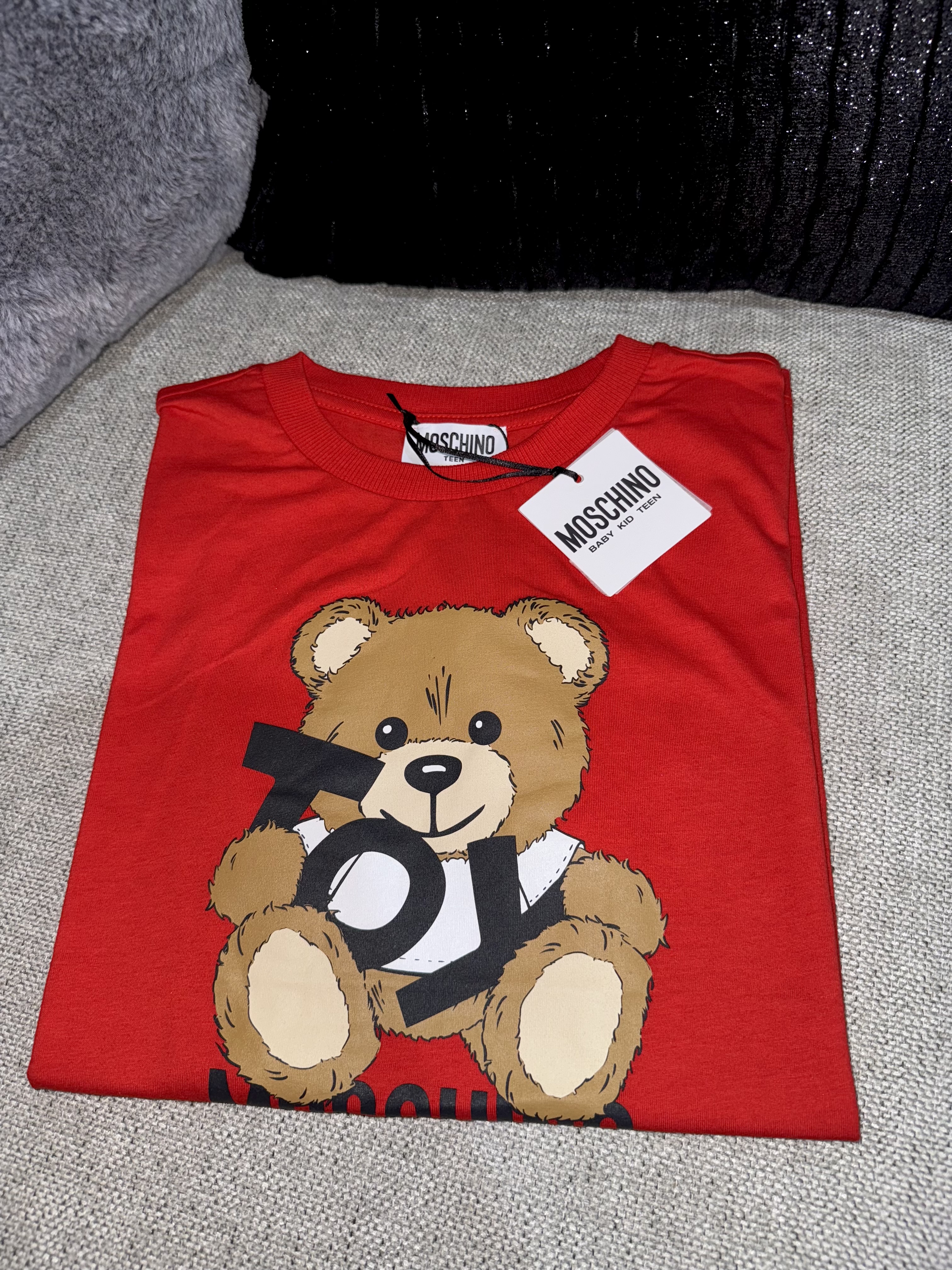Playera Moschino con oso