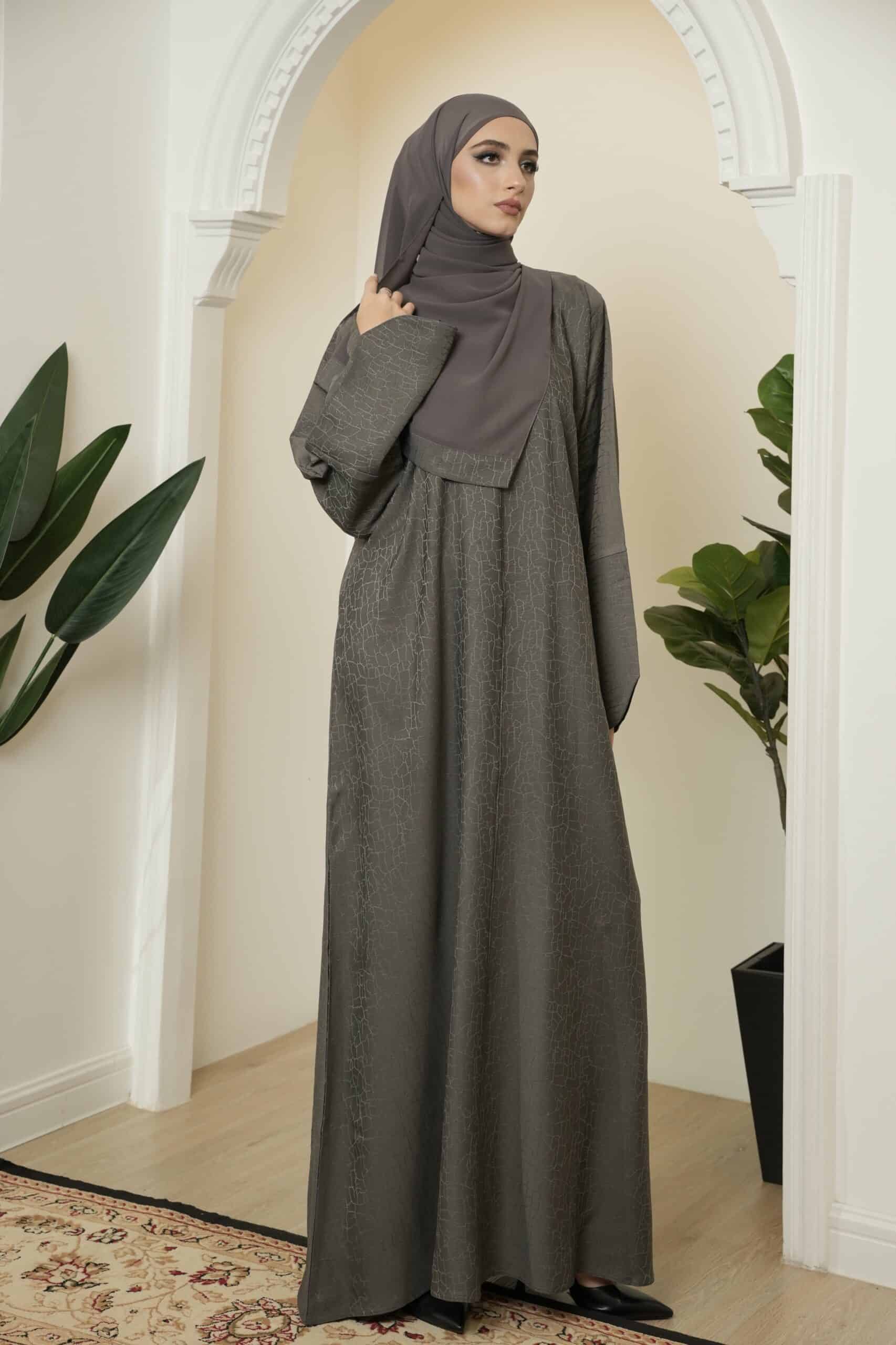 Leena Abaya (Spanish Grey)