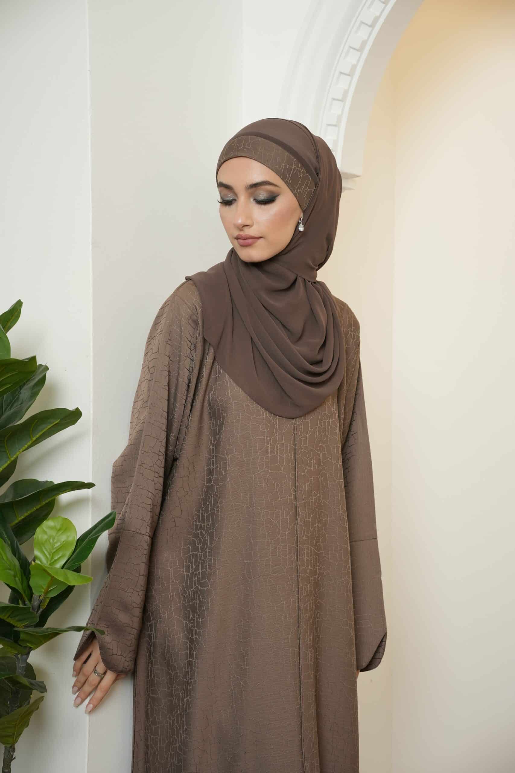Leena Abaya (Soft Brown)