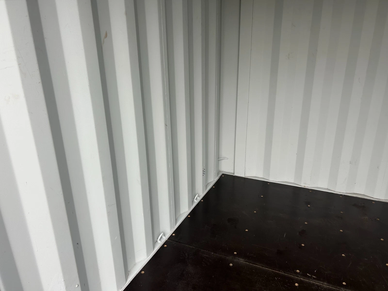 10FT x 8 FT x 8FT 6 INCH Standard Storage Container
