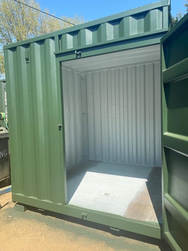 5ft x 8ft Tool Storage Container
