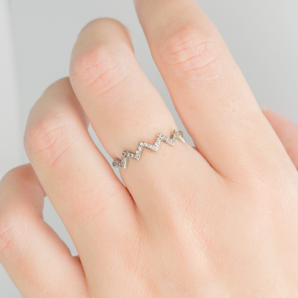Anillo zig zag