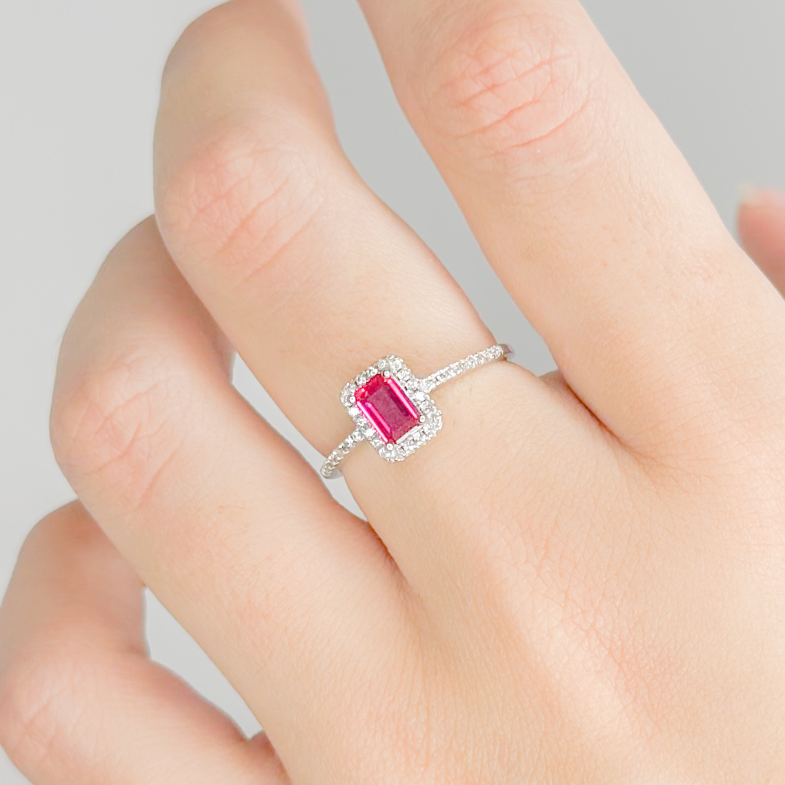 Anillo recta fucsia