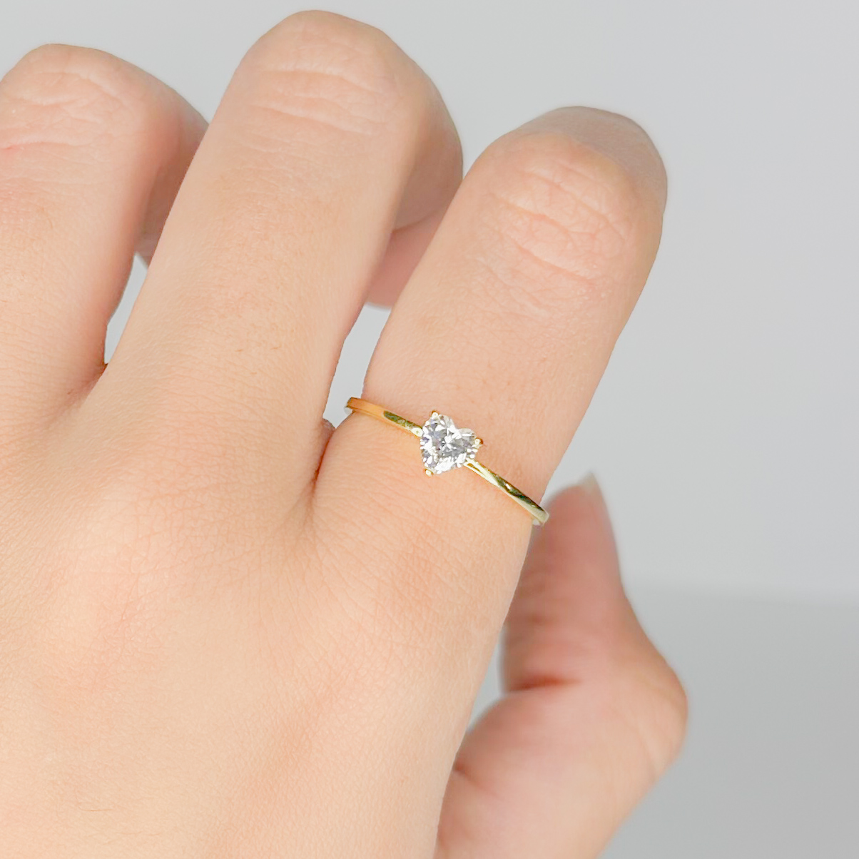 Anillo solitario corazón