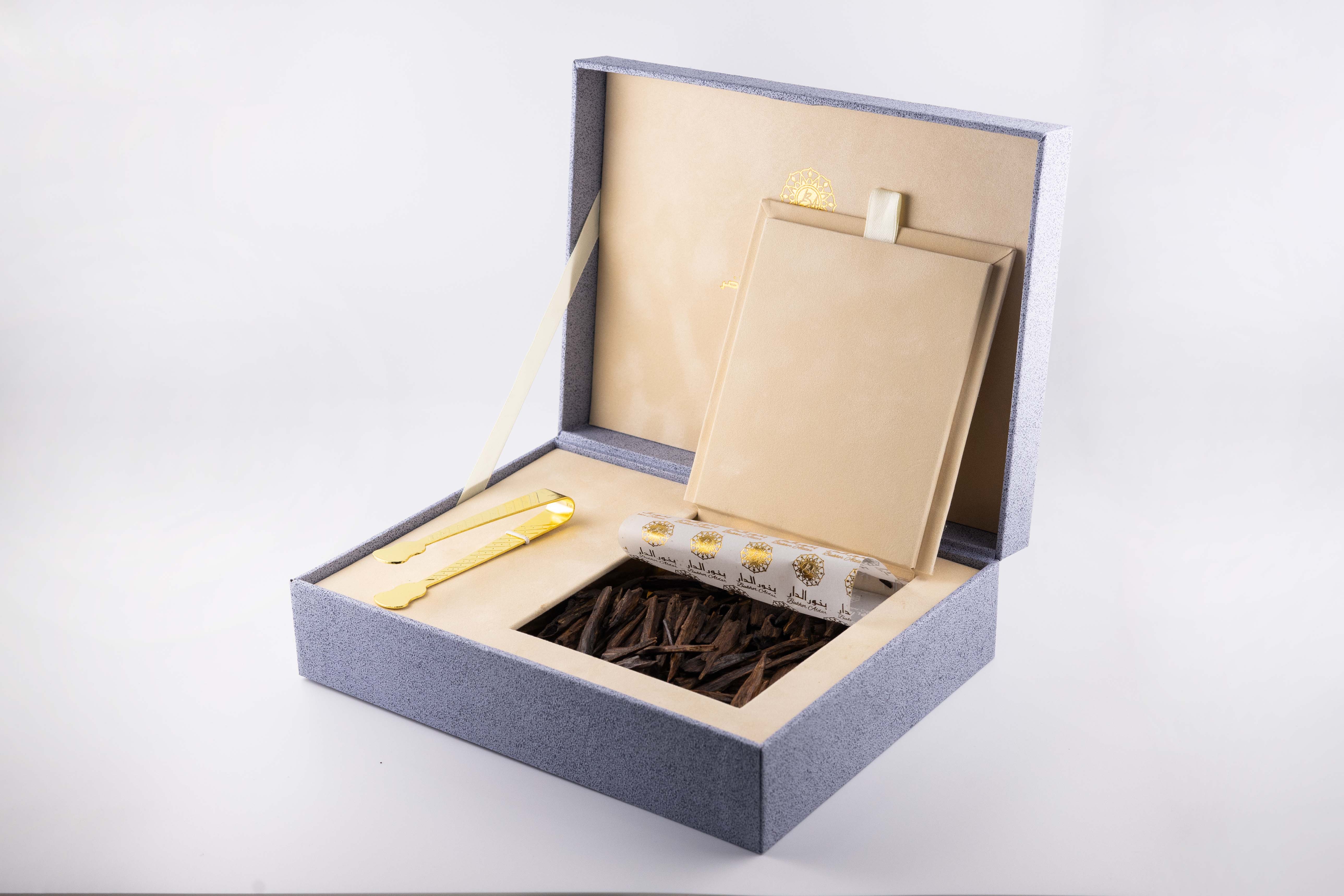 Amber Oud عود عنبر