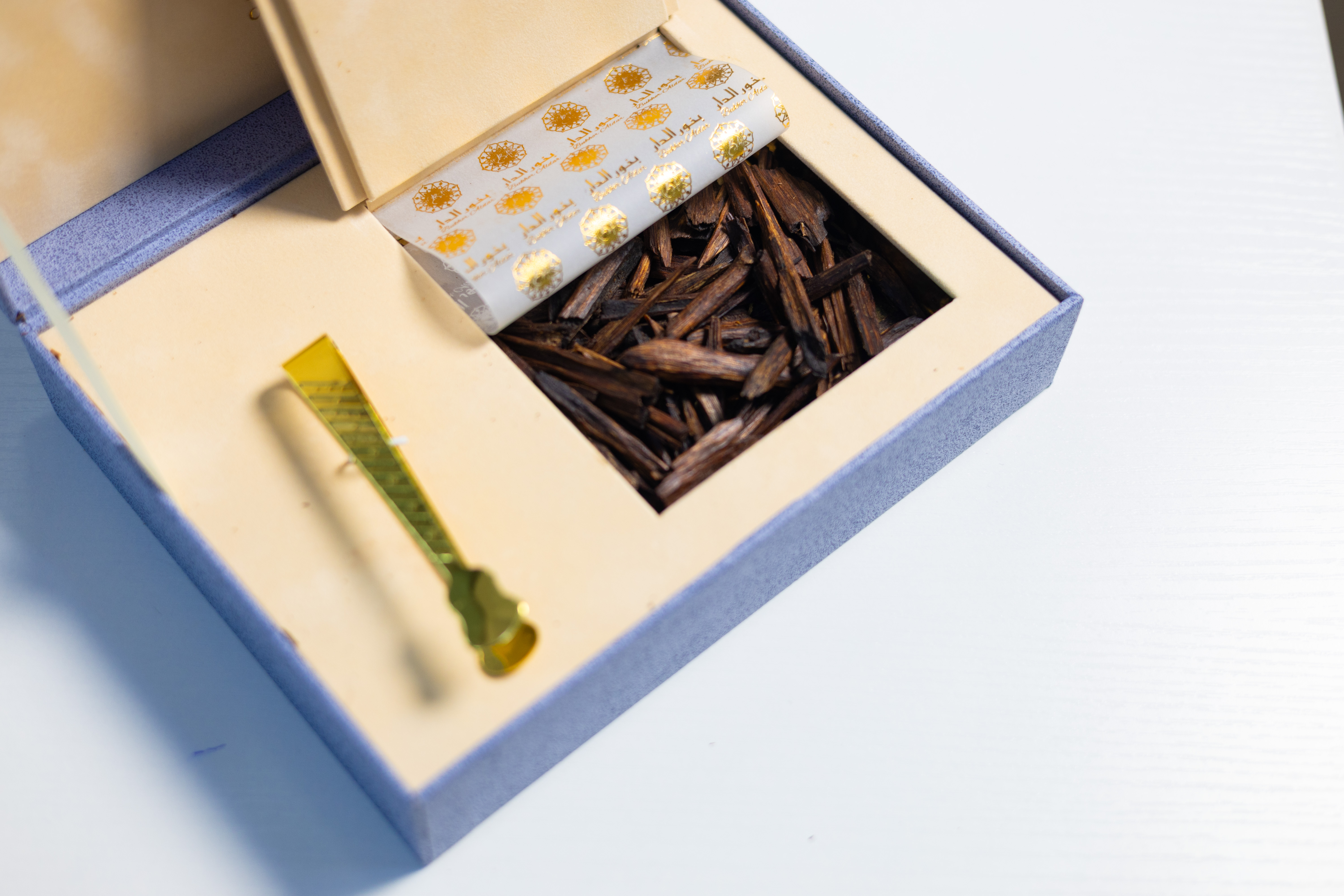 Amber Oud عود عنبر