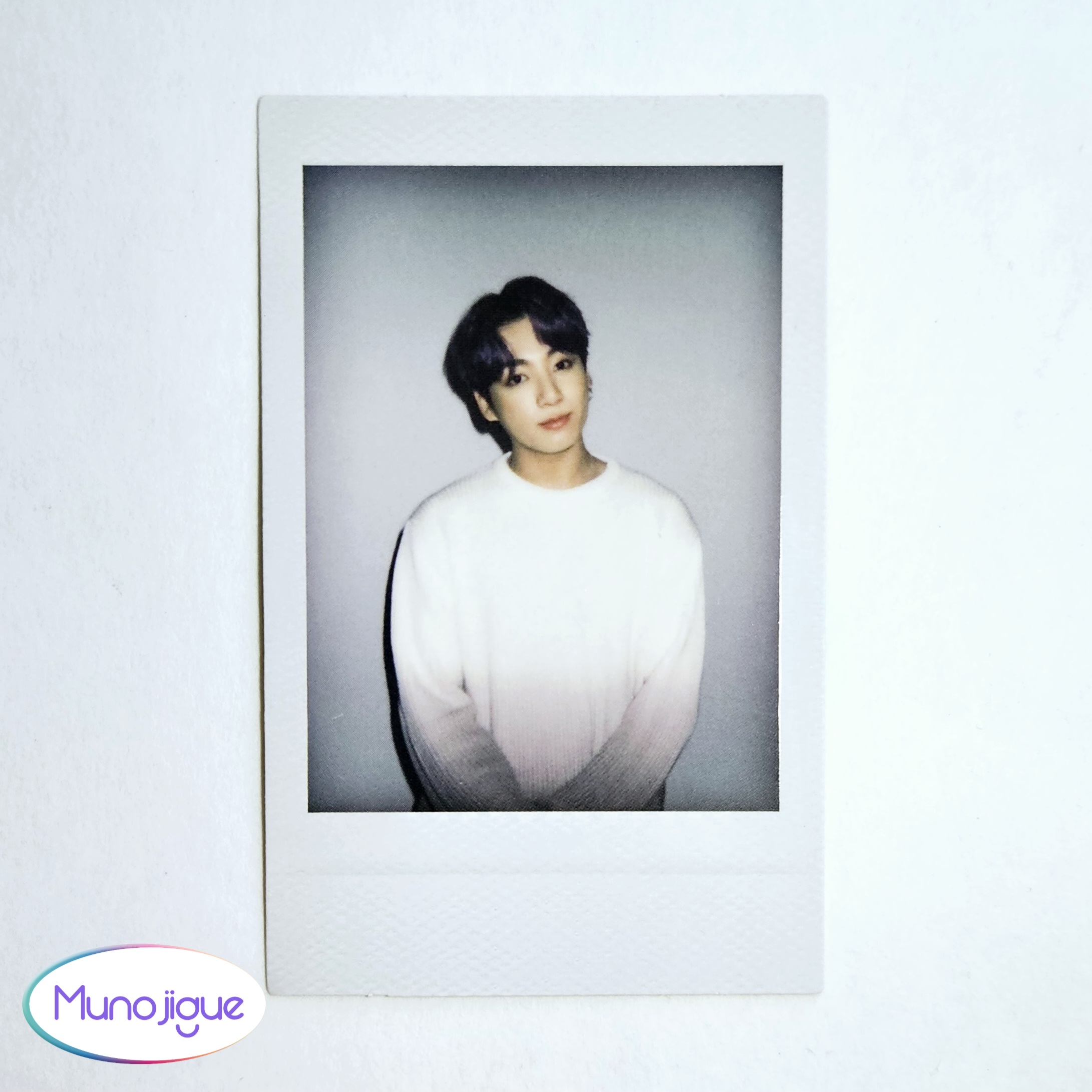JUNGKOOK - INSTANT PHOTO