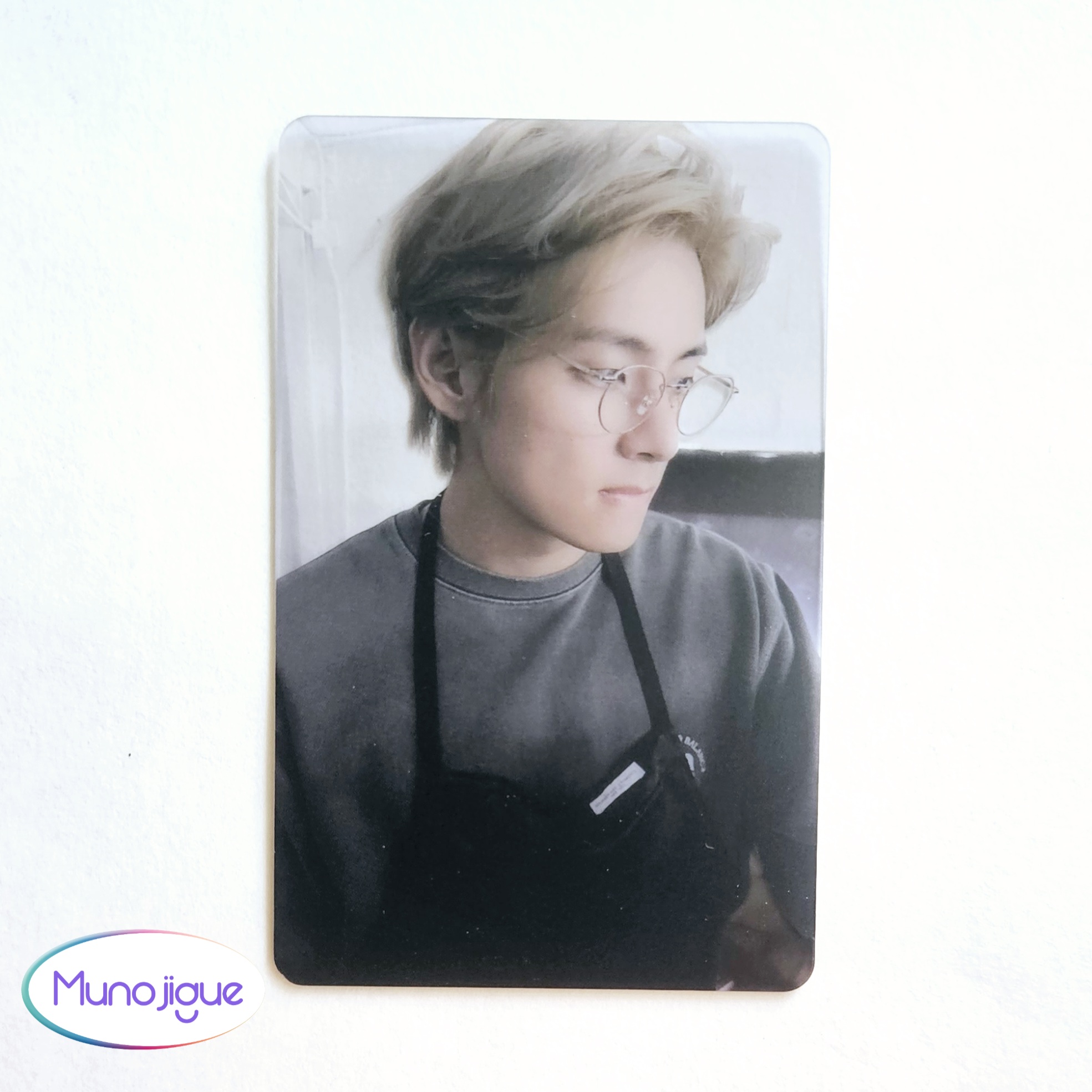 V - LAYOVER PVC PHOTOCARD