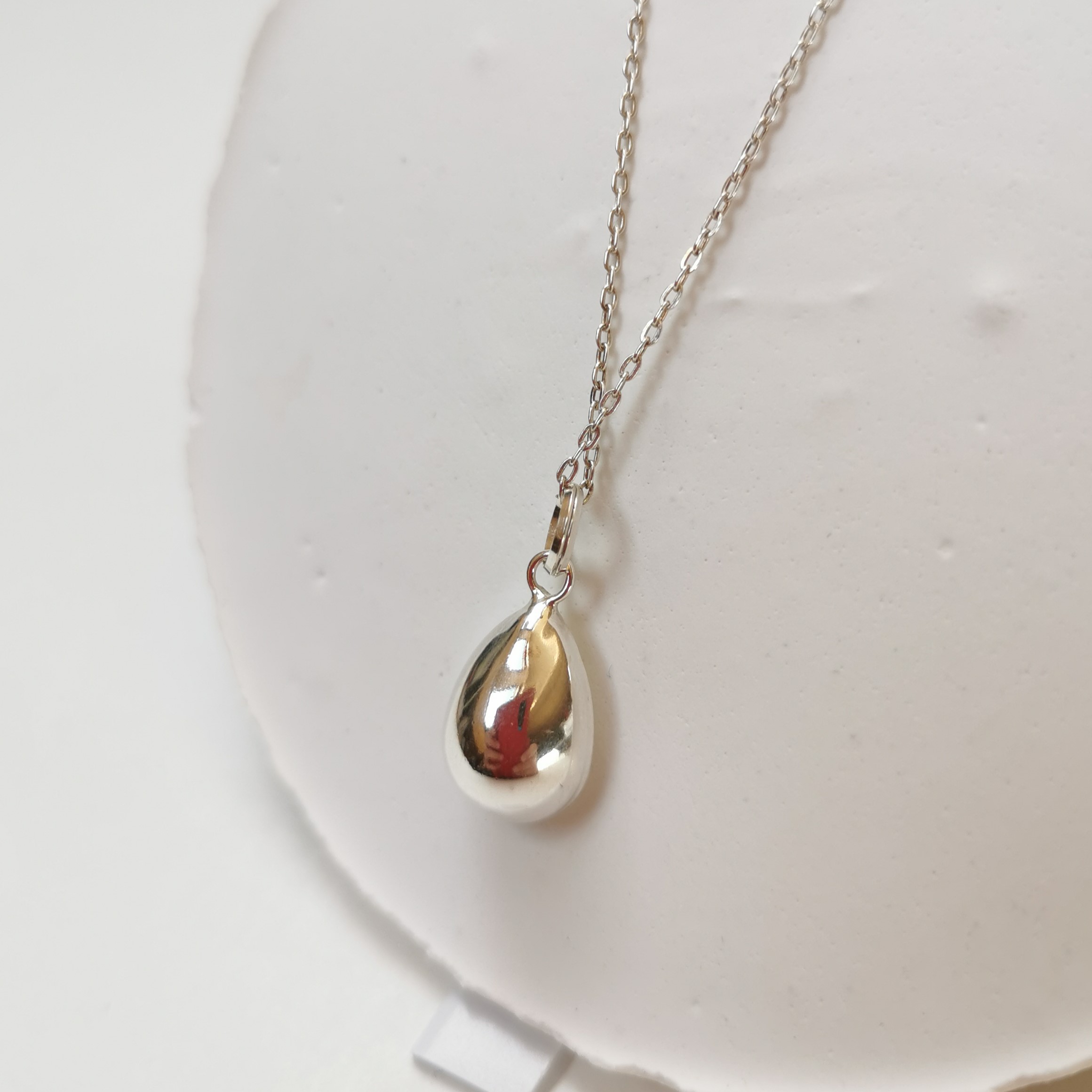 Muttermilchschmuck Tropfen Anhänger "Freudenträne", personalisierter Muttermilch Schmuck als besondere Erinnerung