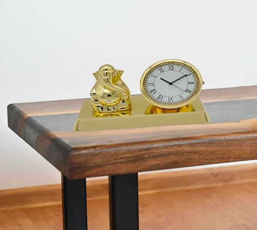 Elegant Gold Clock with Roman Numerals