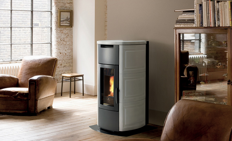 Granulinė krosnelė su vandens kontūru Ravelli HRV 160 TOUCH