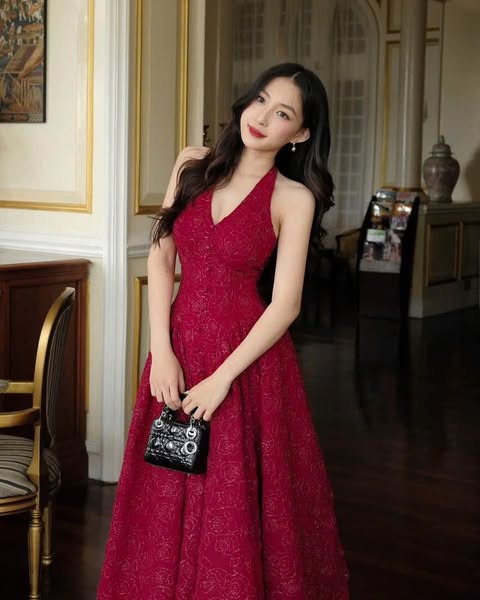 Elegant Red Evening Gown