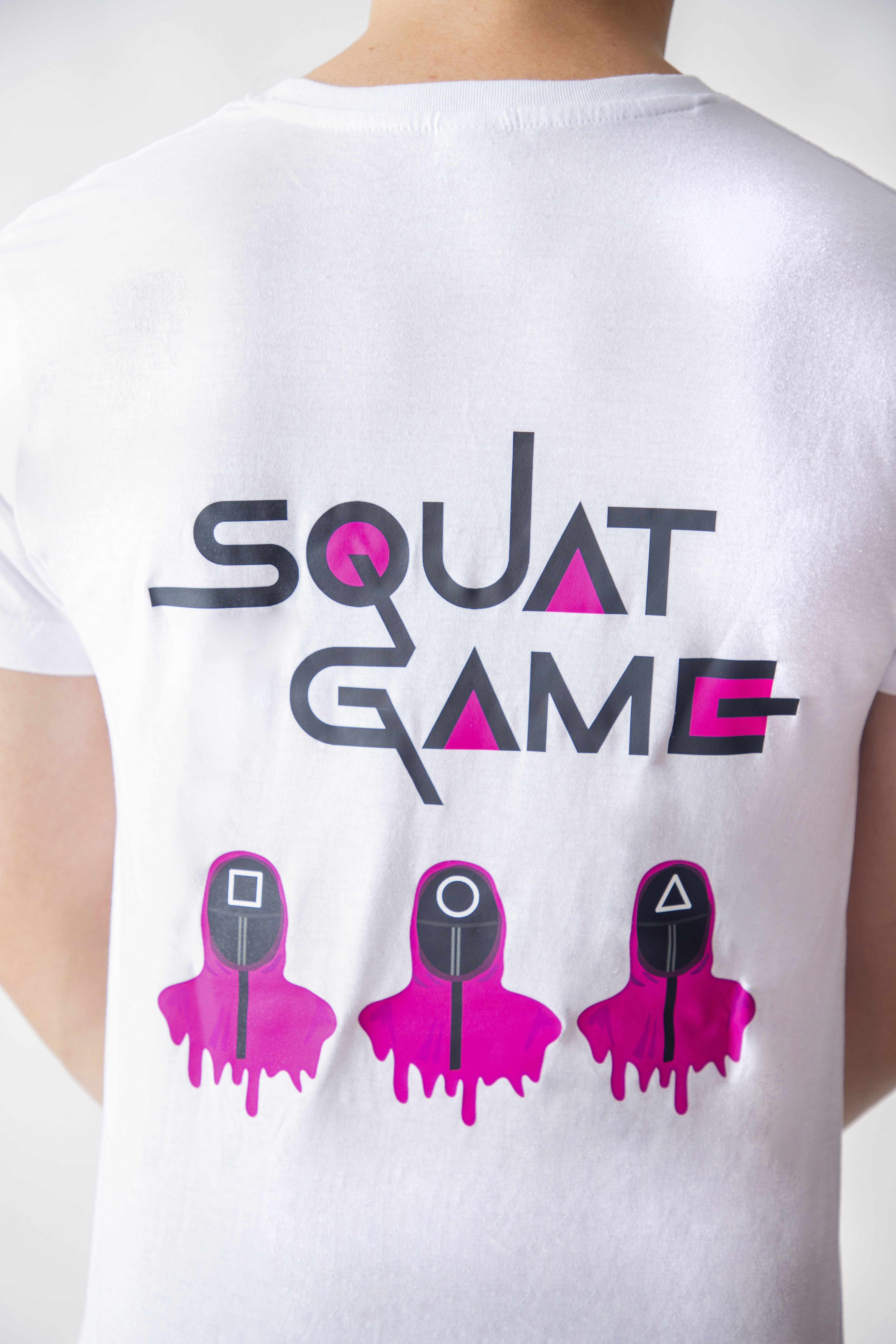 T-shirt Squat Game