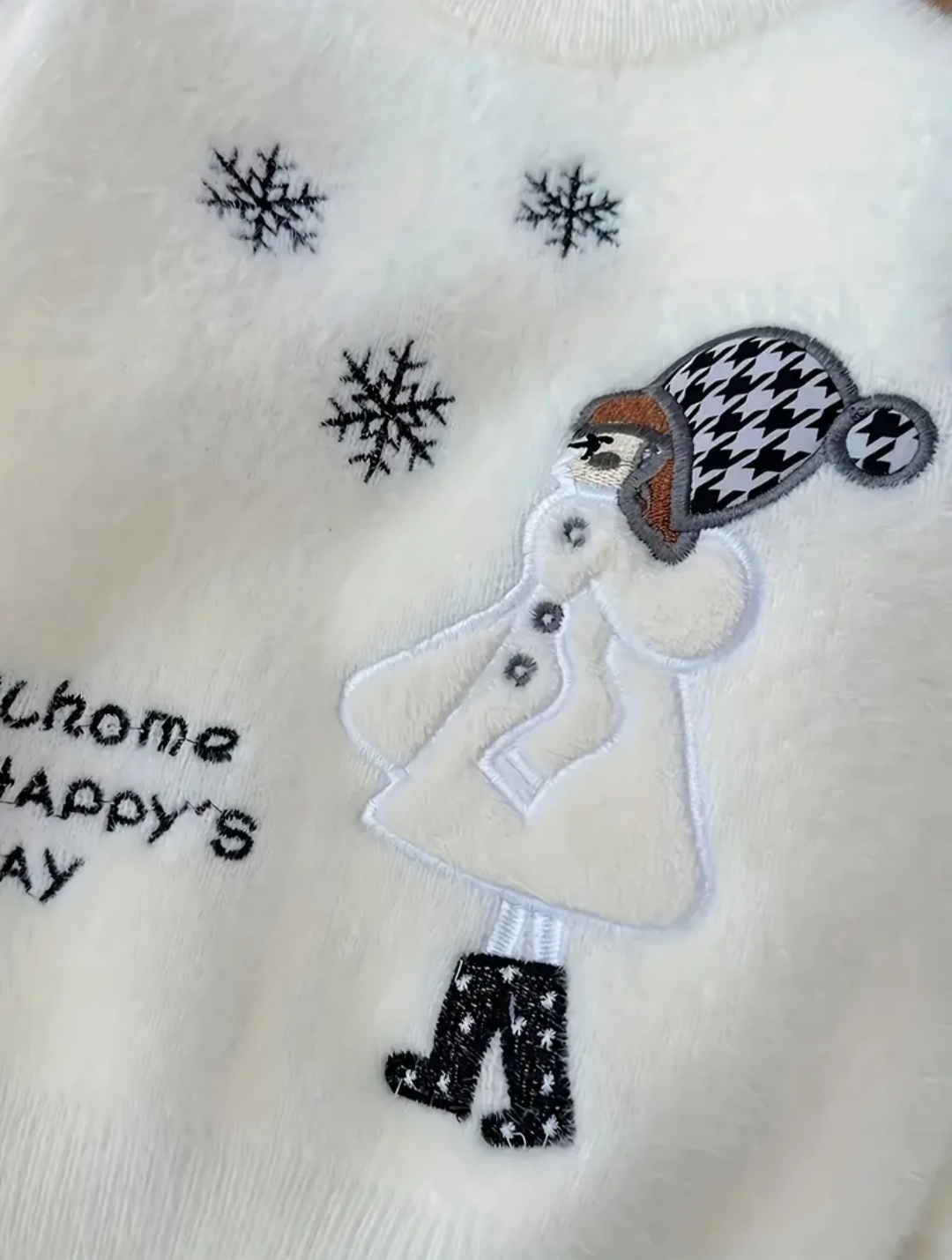 Elegant Fashion and Beauty Essentials