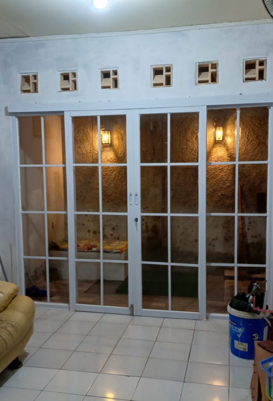 Jendela aluminium/seliding door