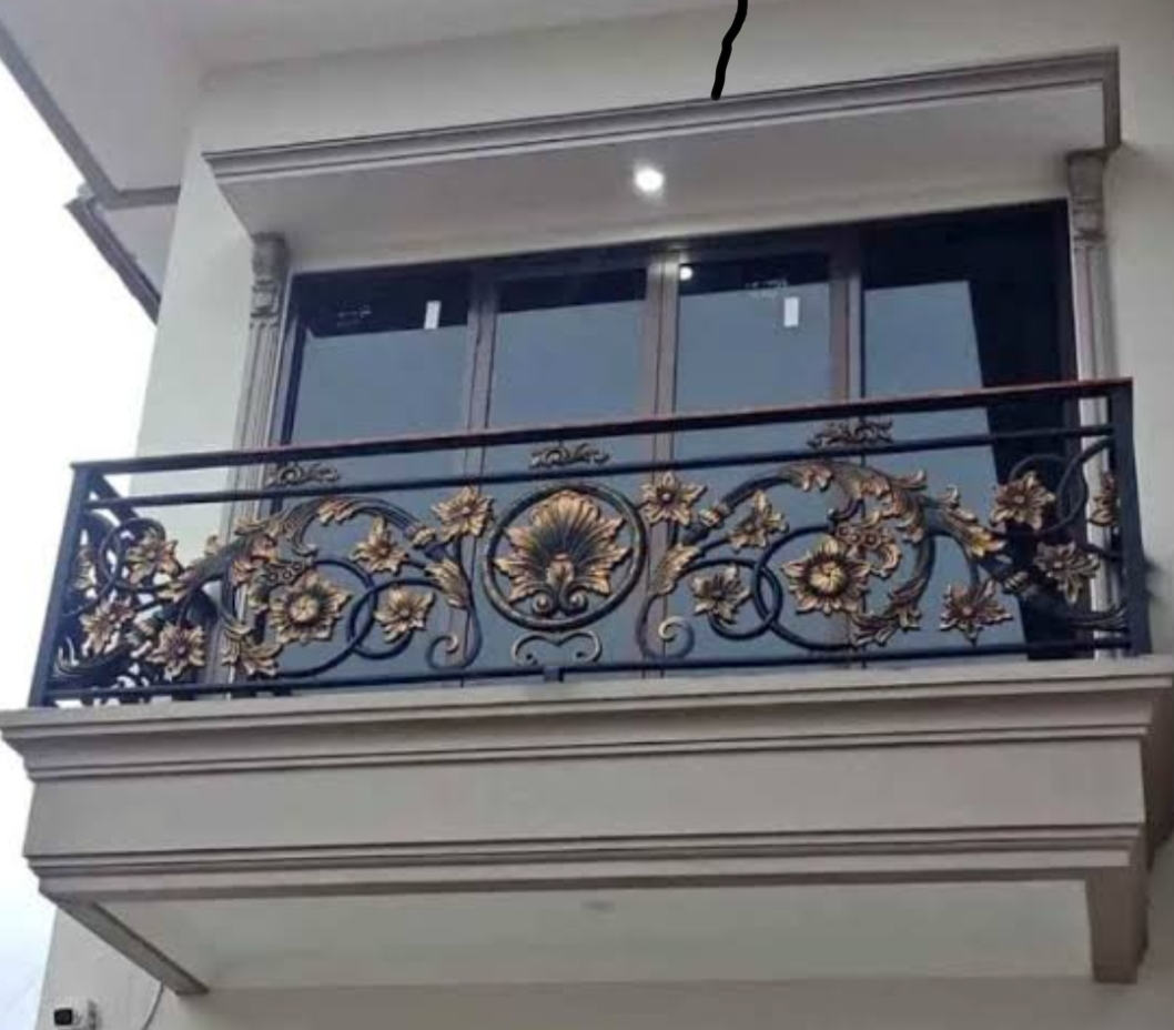 Pagar Besi Tempa Ornamental