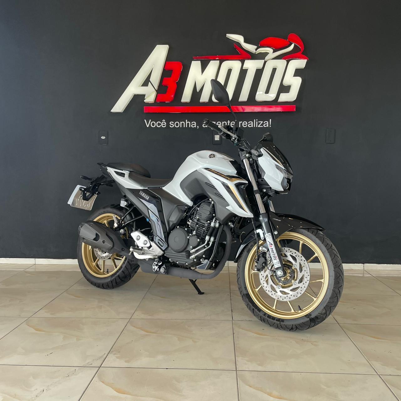 FZ25 250 FAZER - BRANCA 