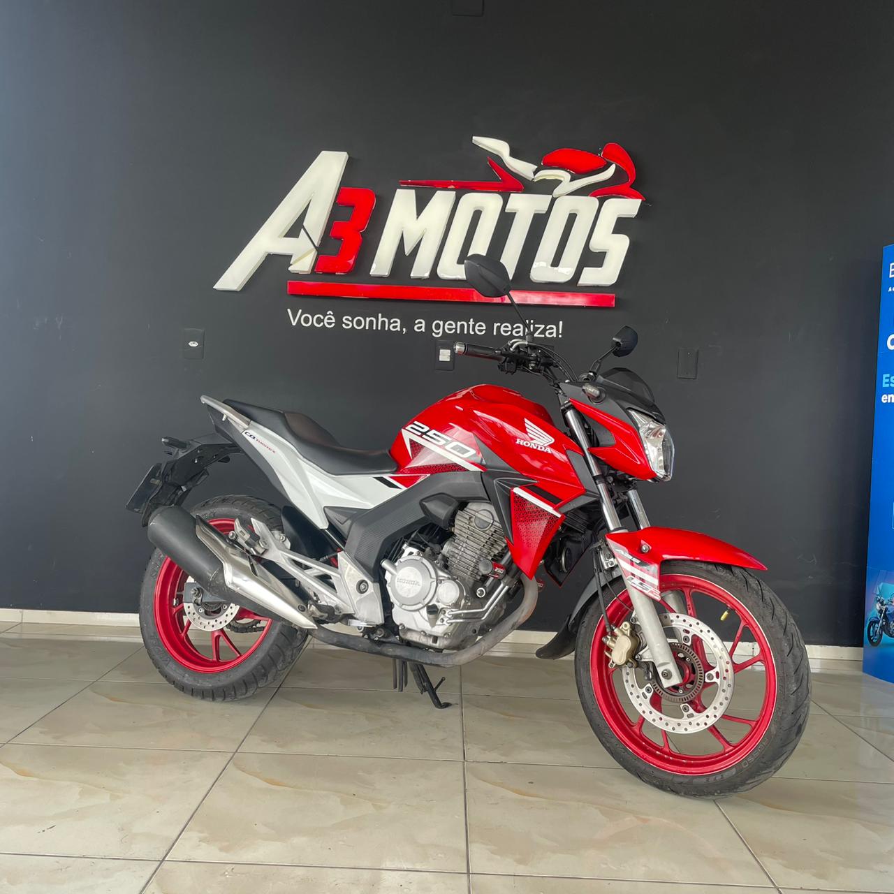 CB TWISTER 250 - VERMELHA 